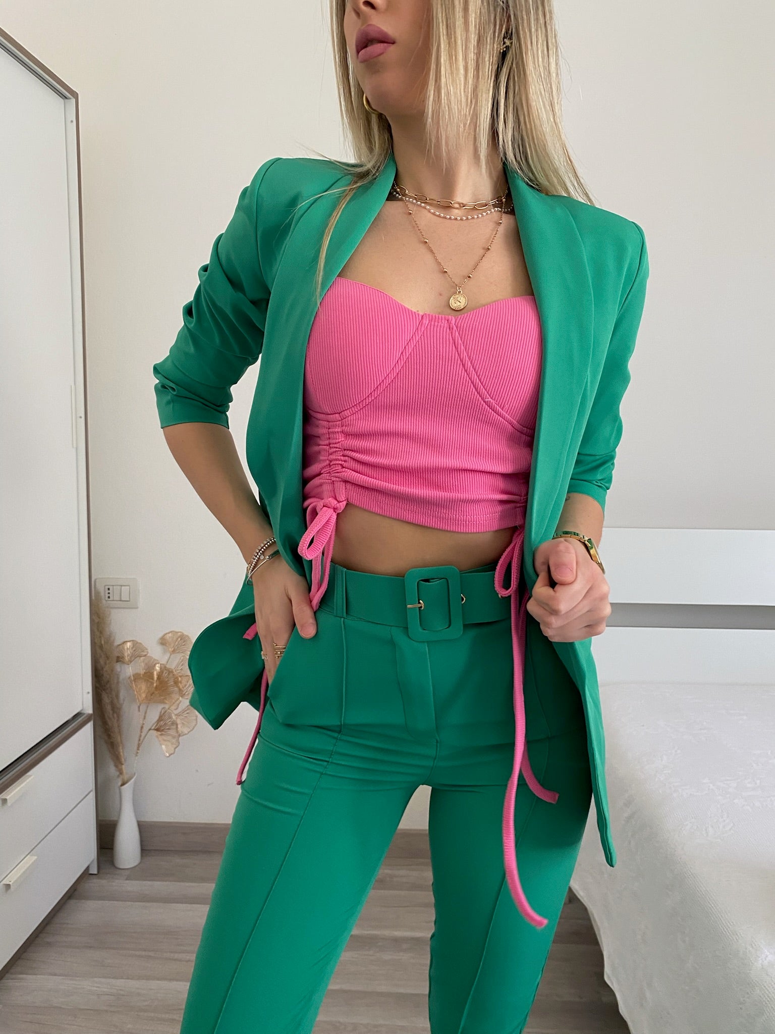 Conjunto chaqueta y pantalón verde esmeralda1