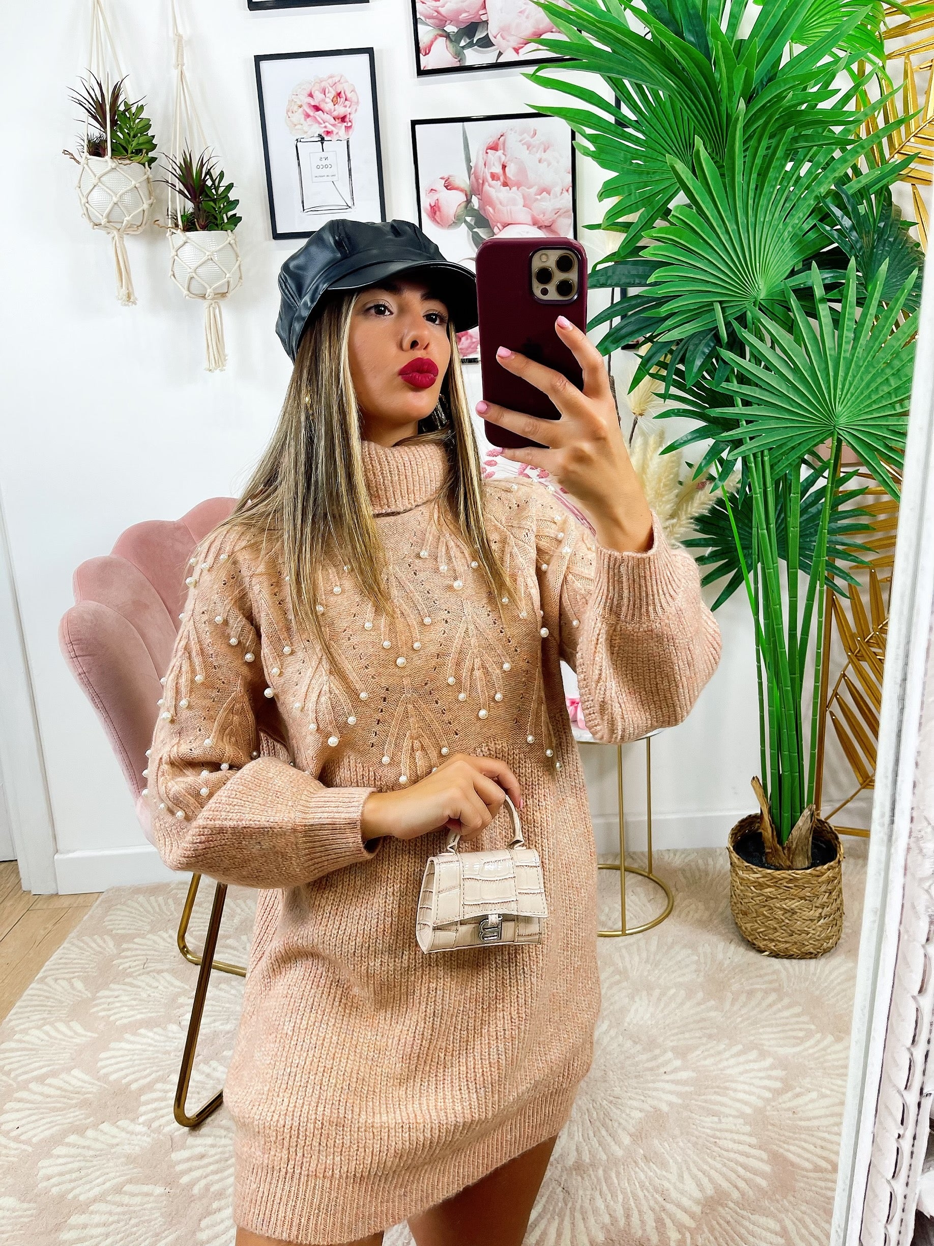 High neck maxi sweater with pink pearls