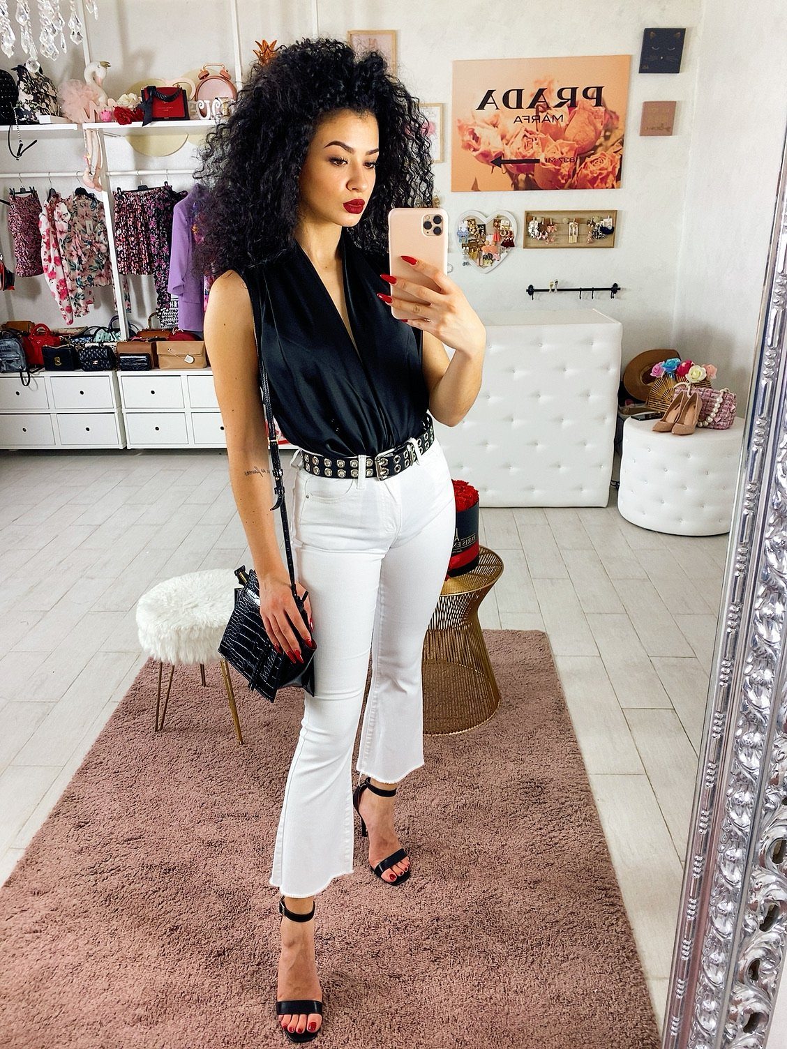 Pantaloni Bianchi Pantalone A Zampa Abbinamento Blazer Bianco