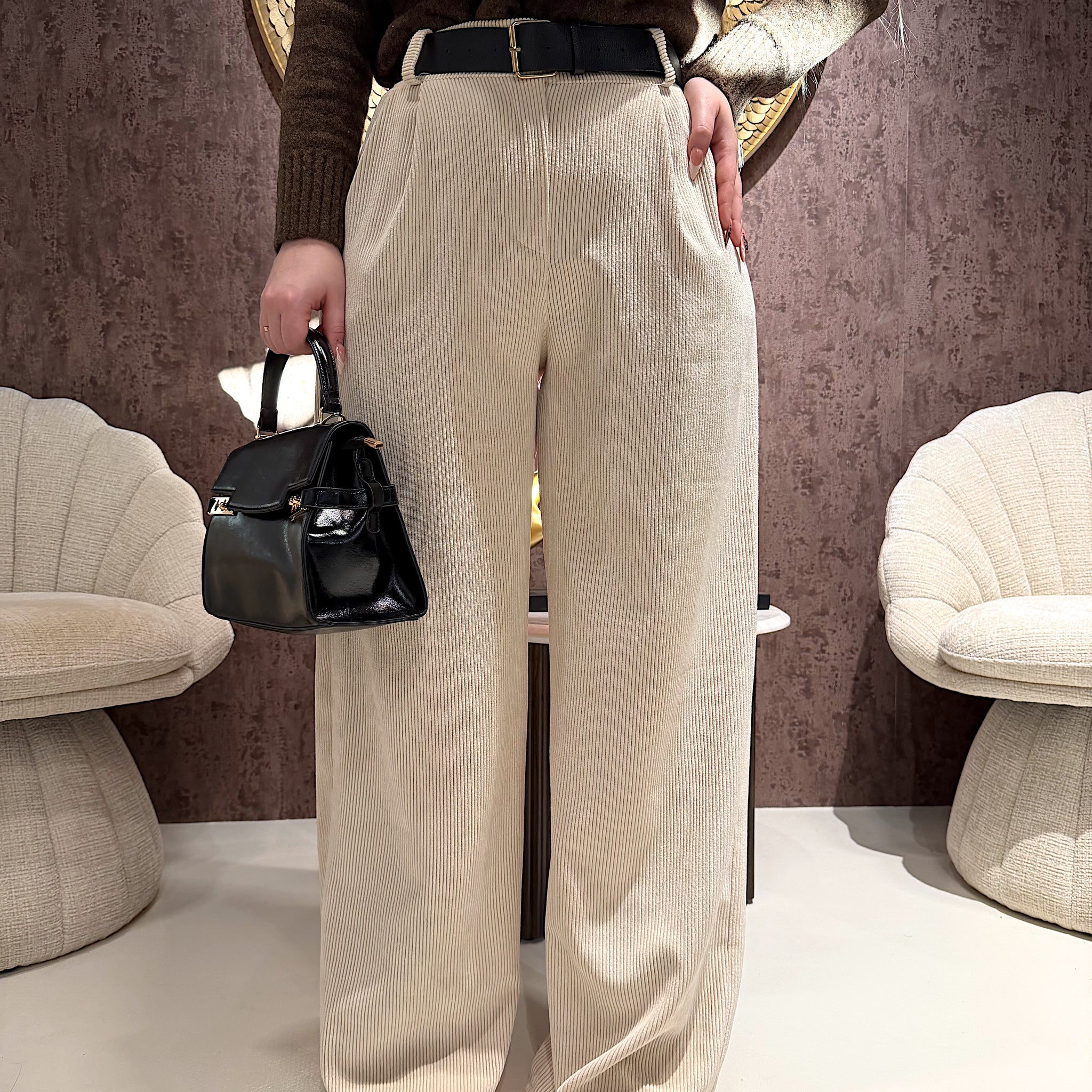 Pantalone in velluto con cintura