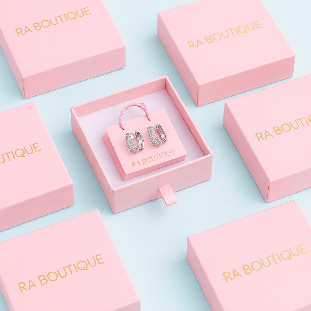 Orecchini in Omaggio in live spesa minima 30€ - R.a. Boutique