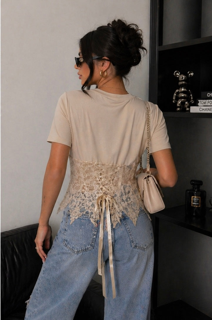 T-Shirt Corsetto con coppe in Pizzo con lacci posteriori - R.a. Boutique