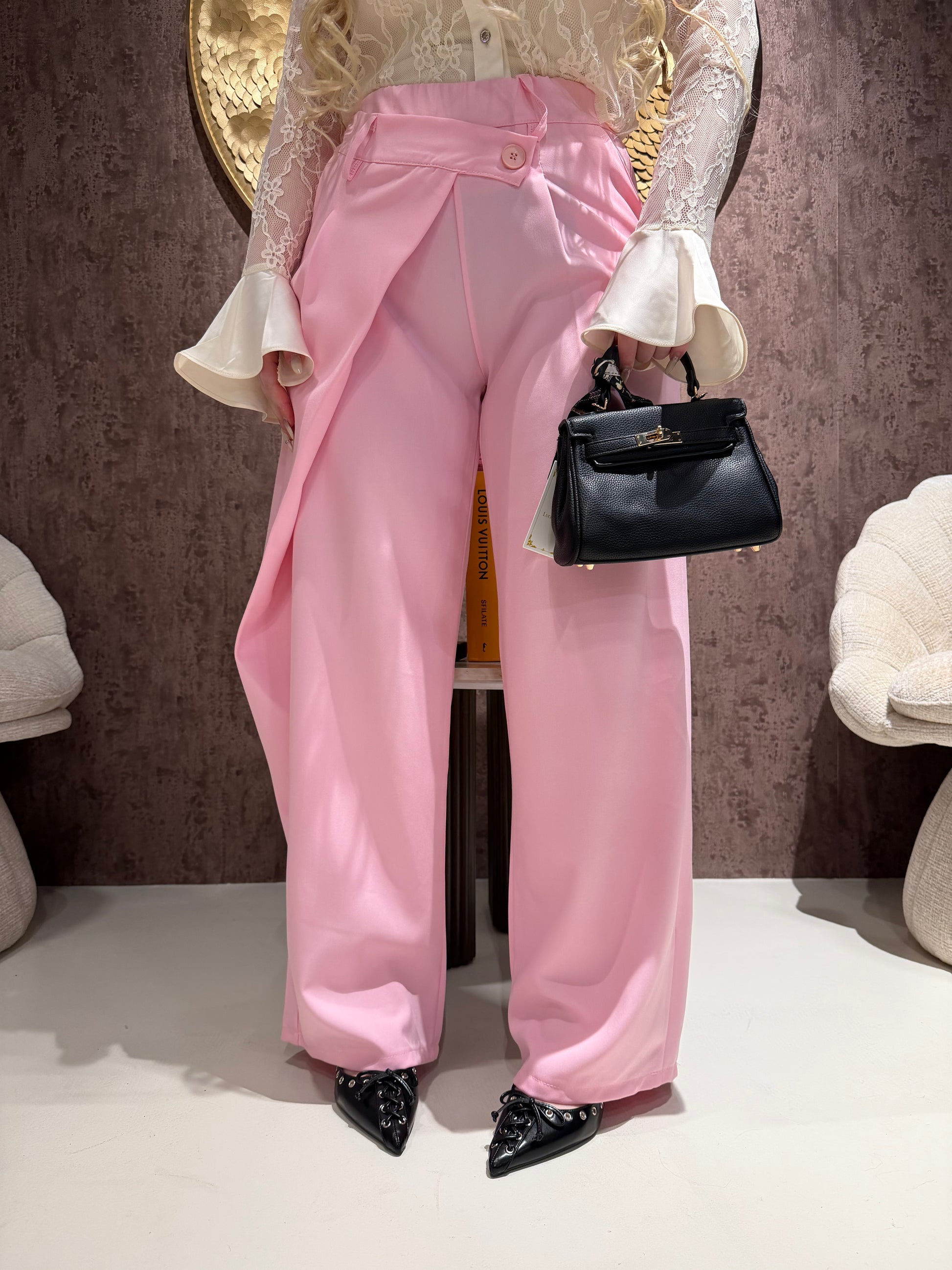 Pantalone con chiusura a portafoglio - R.a. Boutique