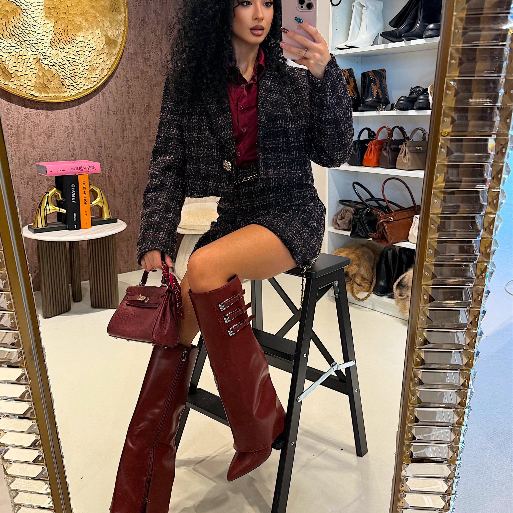 Completo in tweed nero bordeaux - R.a. Boutique