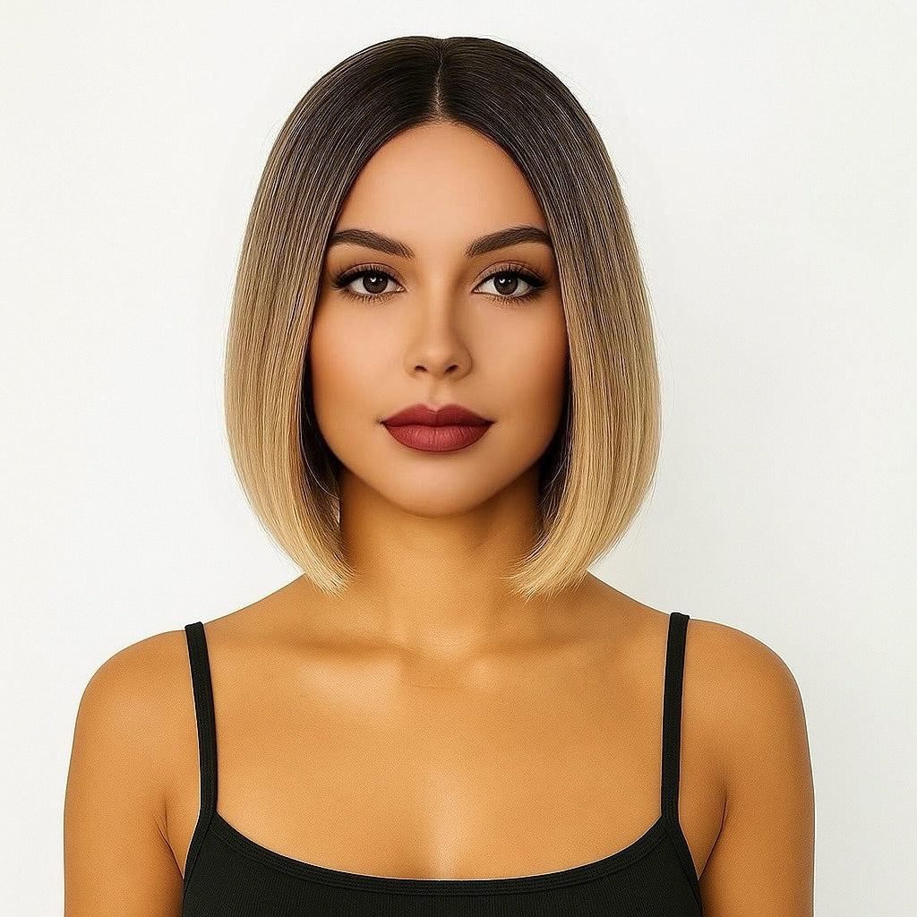Perruque Femme Courte Rouge Cuivré Intense - Synthétique Raie Libre - Taille Moyenne