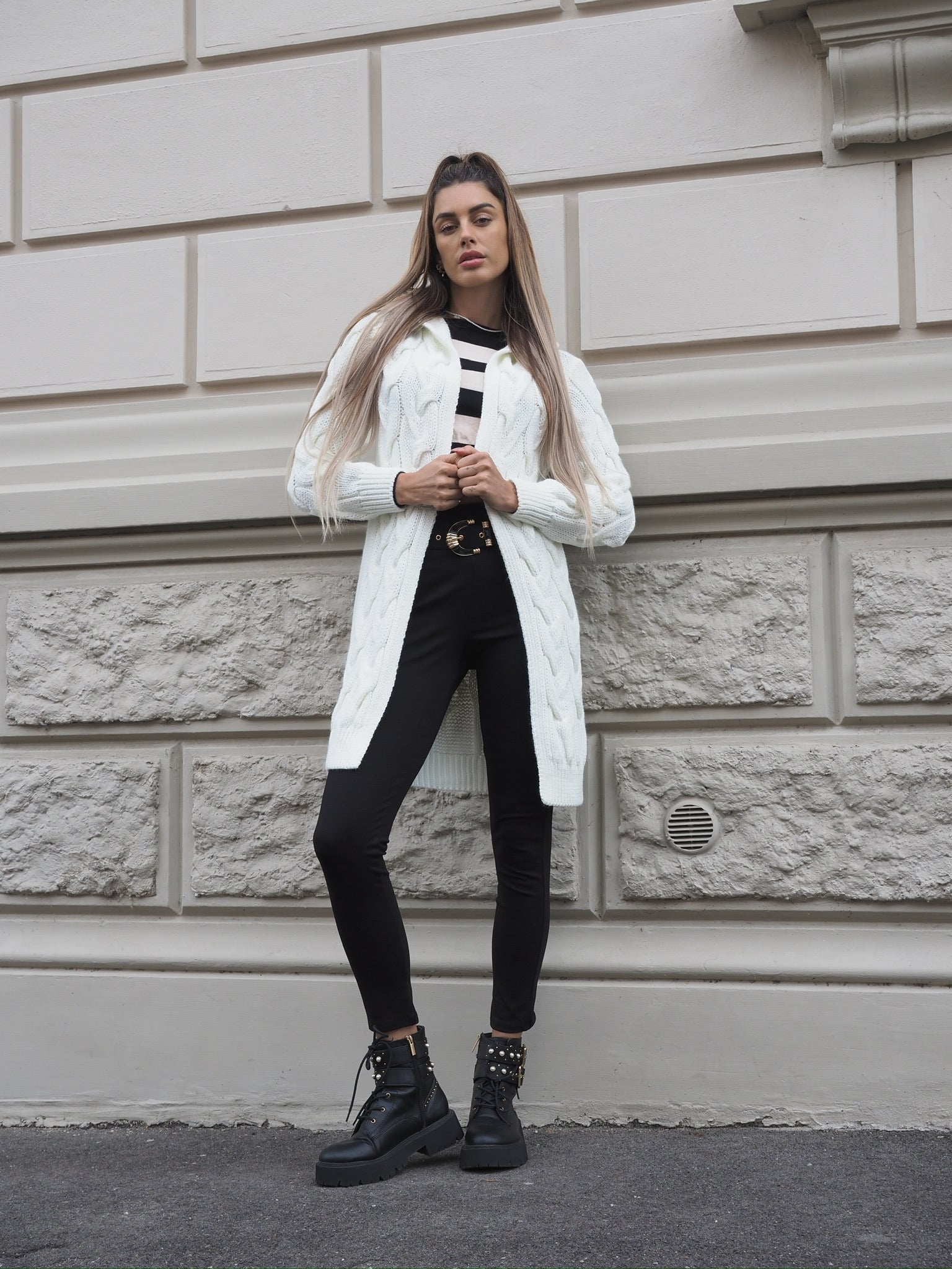 Cardigan bianco a trecce - R.a. Boutique 