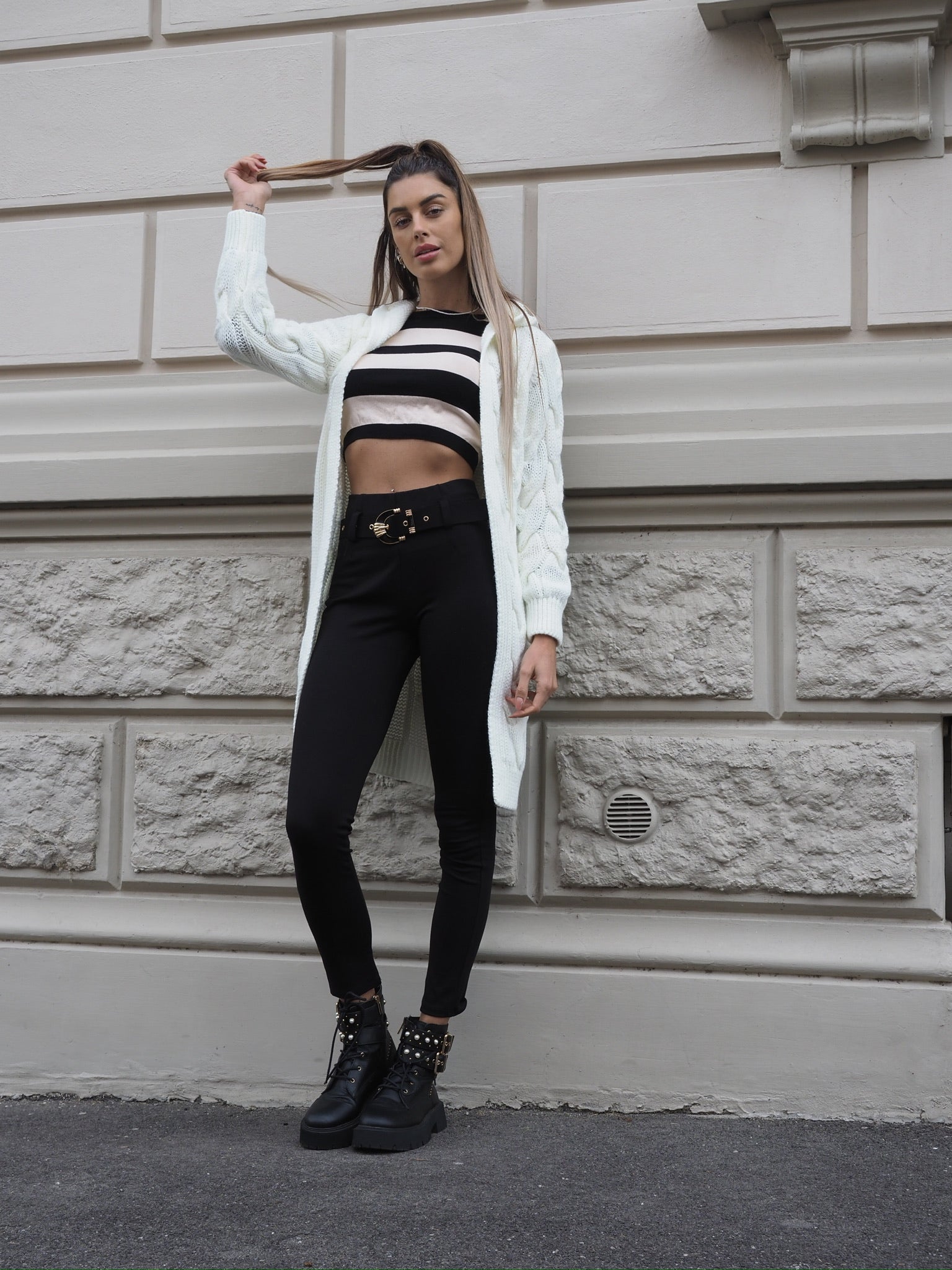 Pantalone nero con cintura oro - R.a. Boutique 