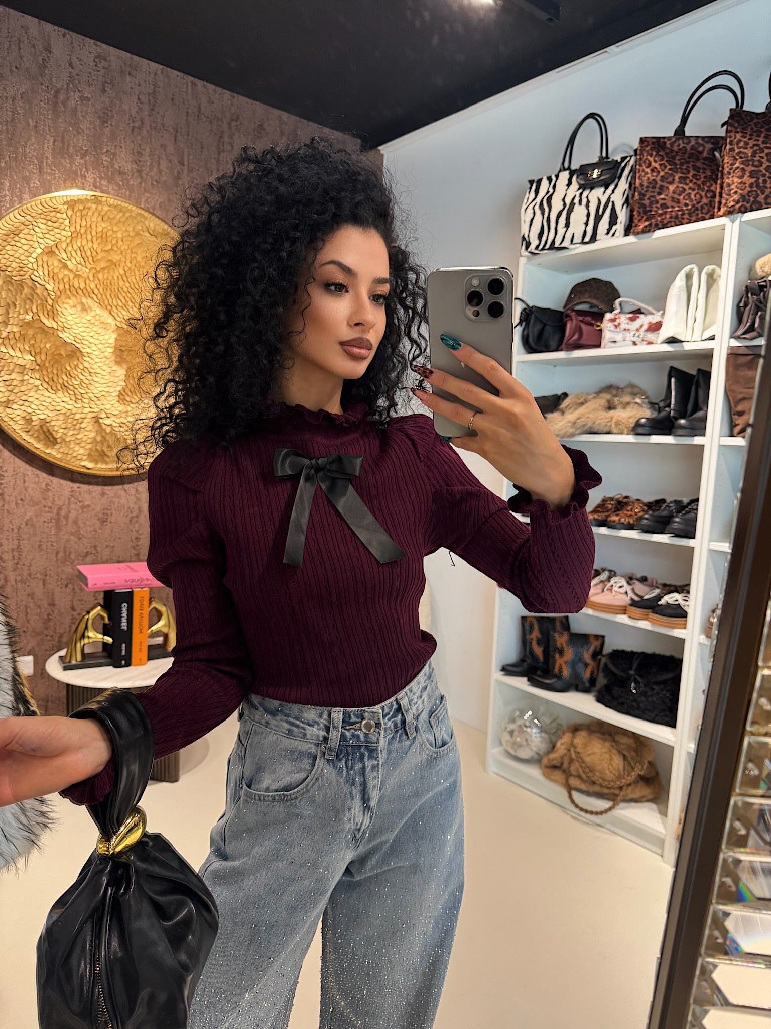 Maglioncino con rouge e fiocco al collo - R.a. Boutique