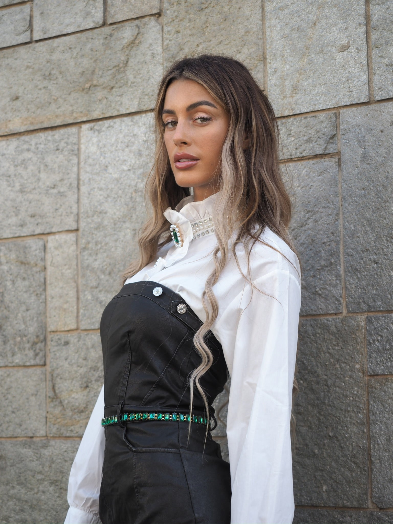 Camicia con bottoni gioiello - R.a. Boutique 