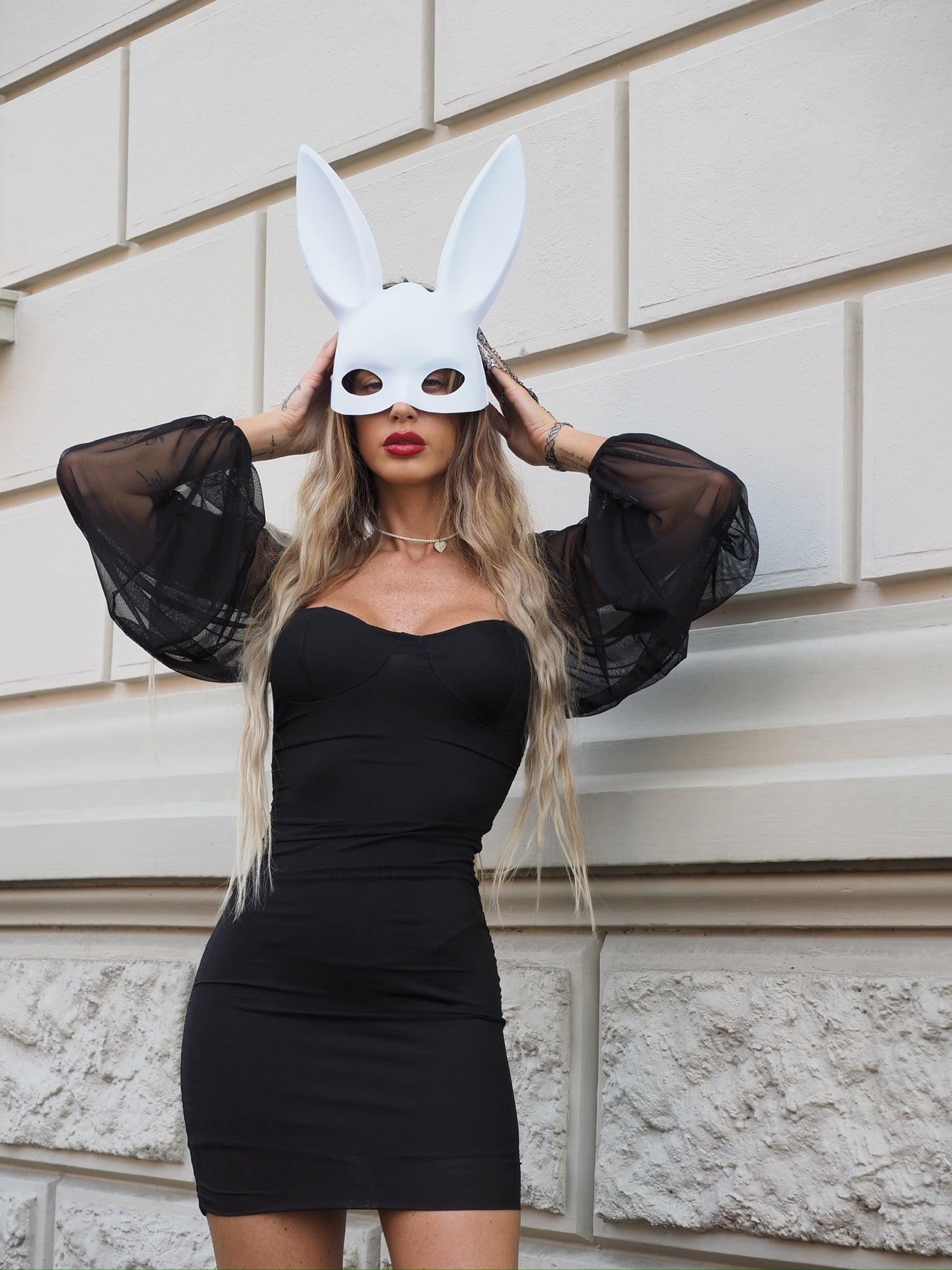 Abito nero maniche velate (White Rabbit) - R.a. Boutique 