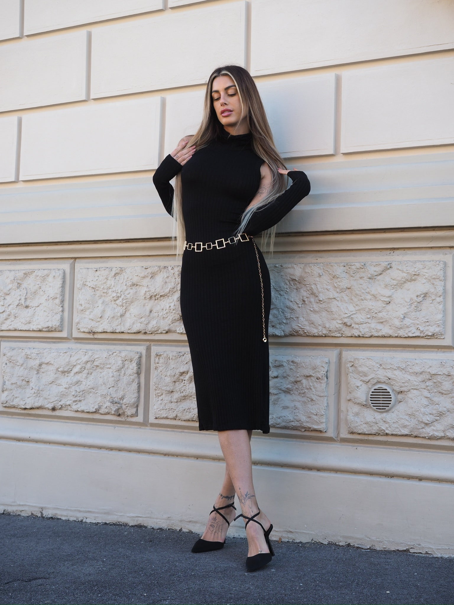 Abito lungo nero con manicotti - R.a. Boutique 