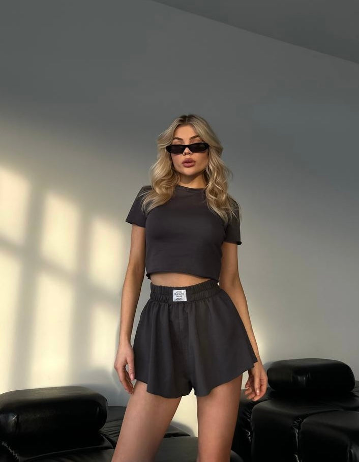 Set due pezzi maglia e short nero - R.a. Boutique 