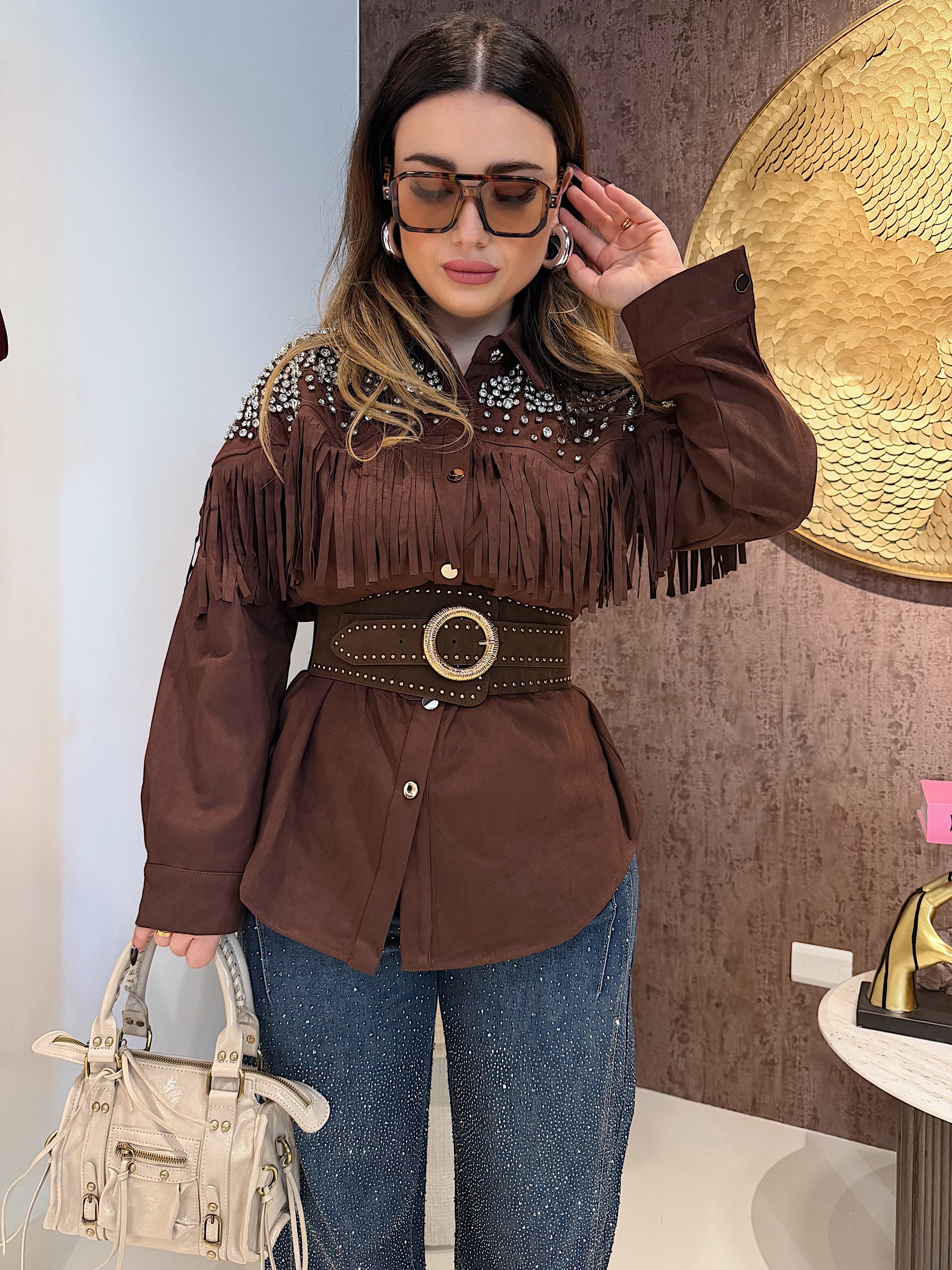 Giacca in camoscio con frange e strass marrone - R.a. Boutique