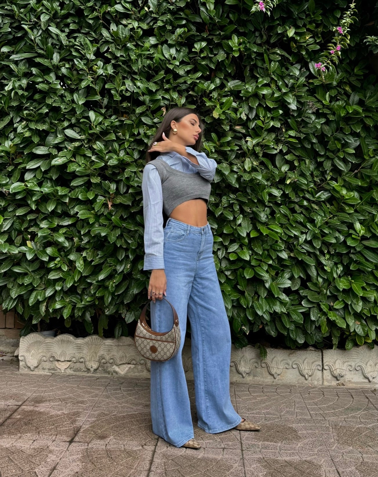 Maglioncino grigio più camicia celeste - R.a. Boutique 