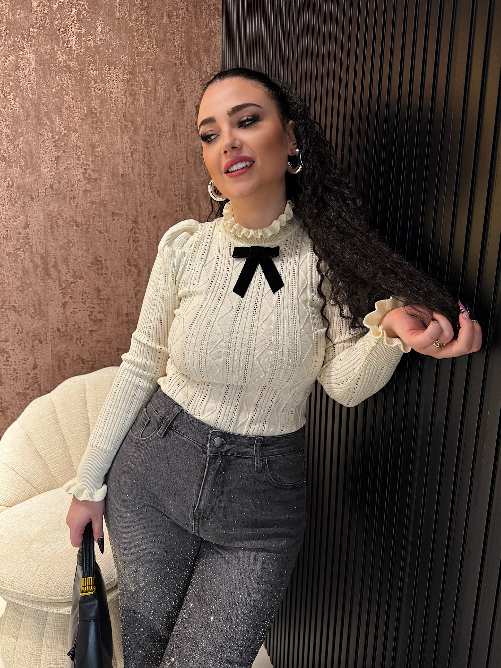 Maglioncino manica lunga con fiocchetto - R.a. Boutique