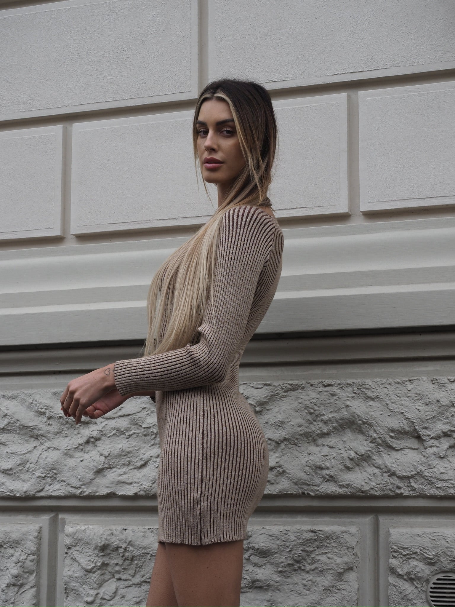 Abito in maglia nude con foro - R.a. Boutique 