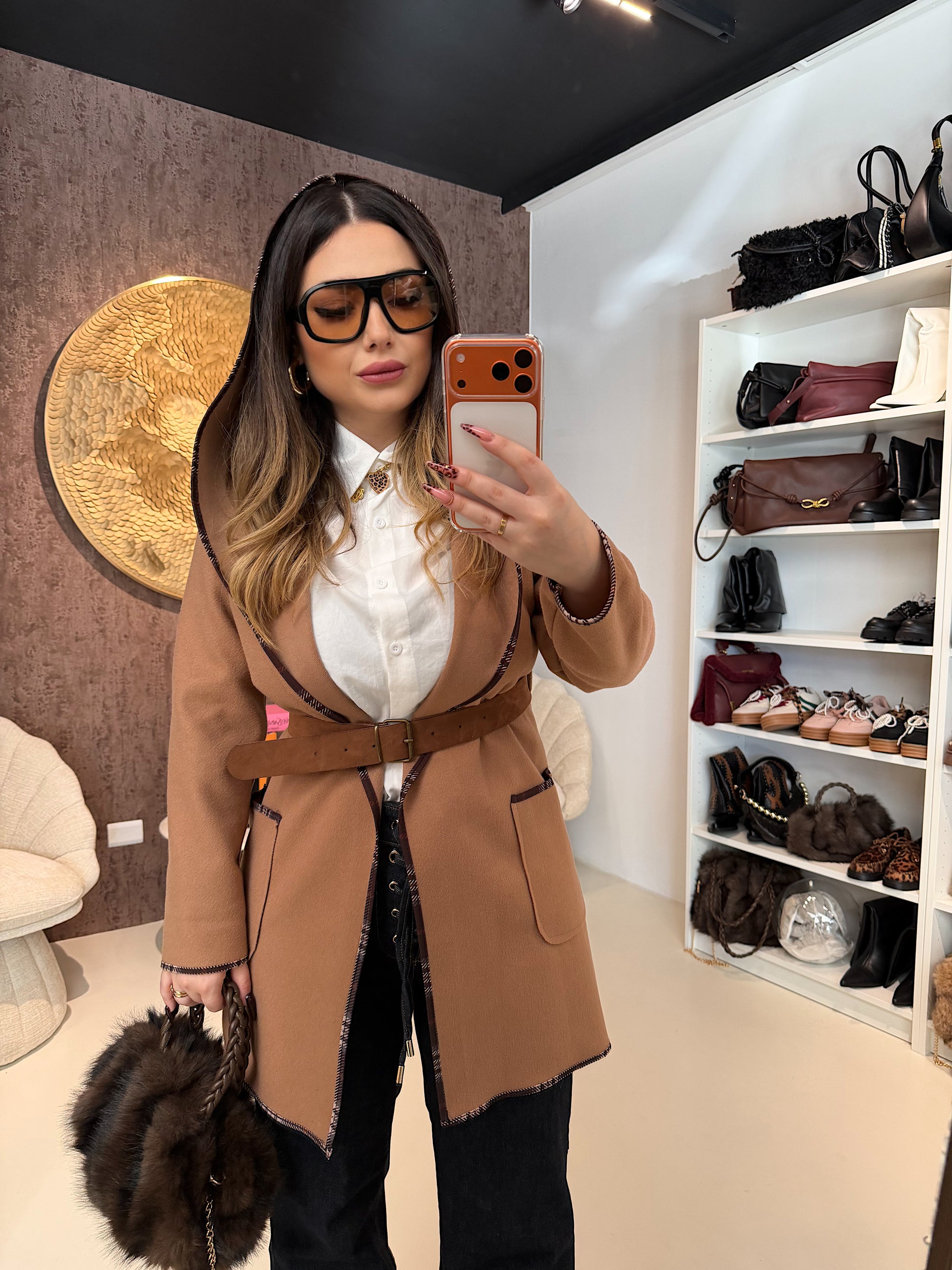 Cappotto Corto con Cintura in Vita e Dettagli - R.a. Boutique