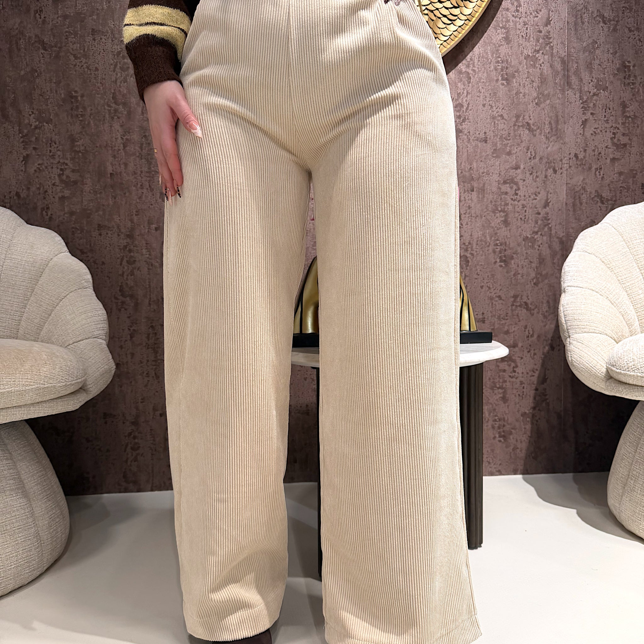 Pantalone in velluto con cintura