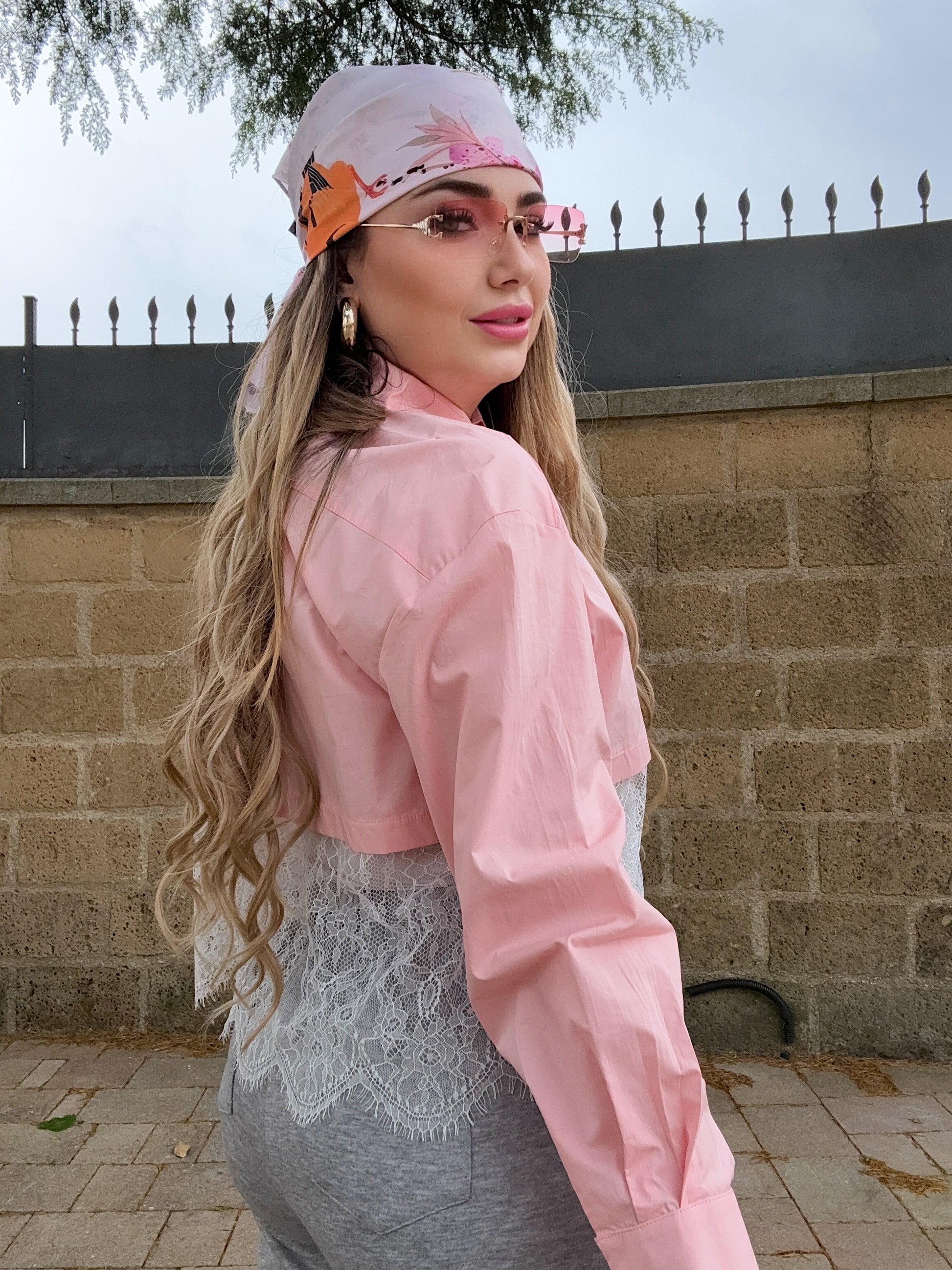 Camicia rosa con pizzo bianco - R.a. Boutique