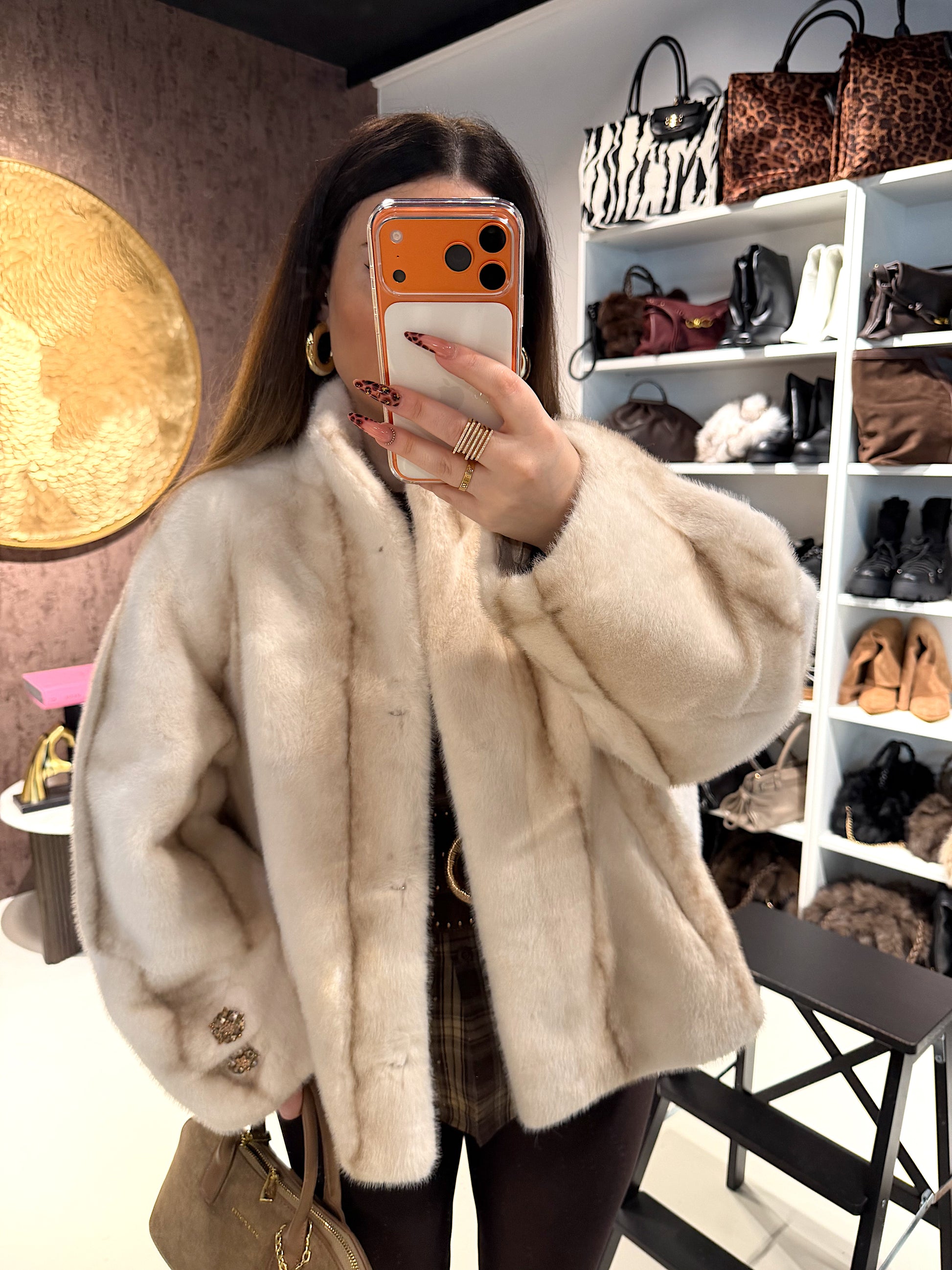 Giacca Pelliccia Elegance Bianca - R.a. Boutique