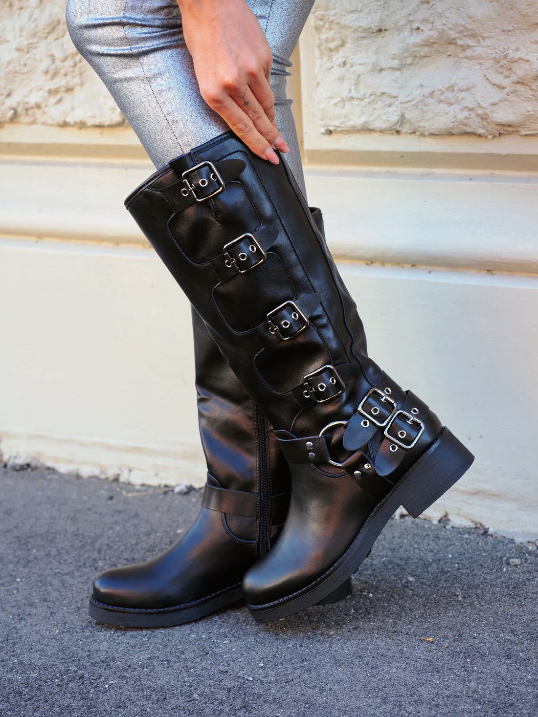 Stivale con fibbie - R.a. Boutique 