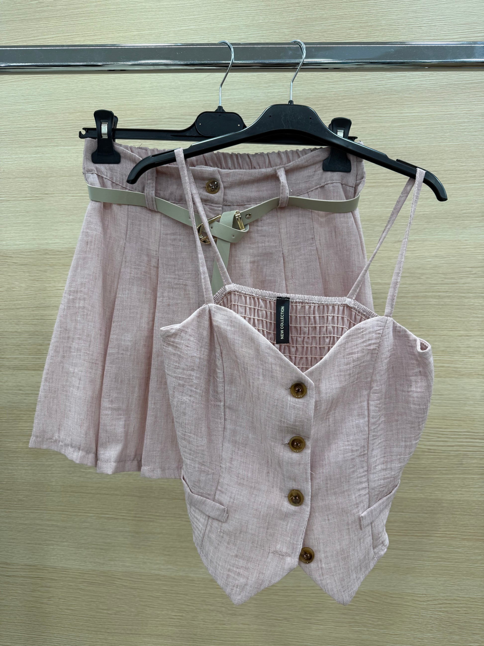 Completo top e short con cintura cipria - R.a. Boutique