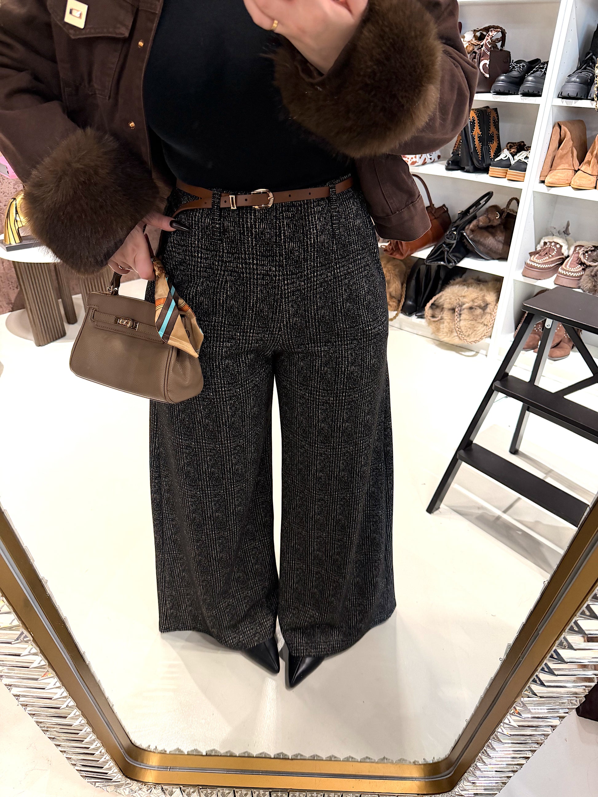 Pantalone city scuro con cinturina - R.a. Boutique