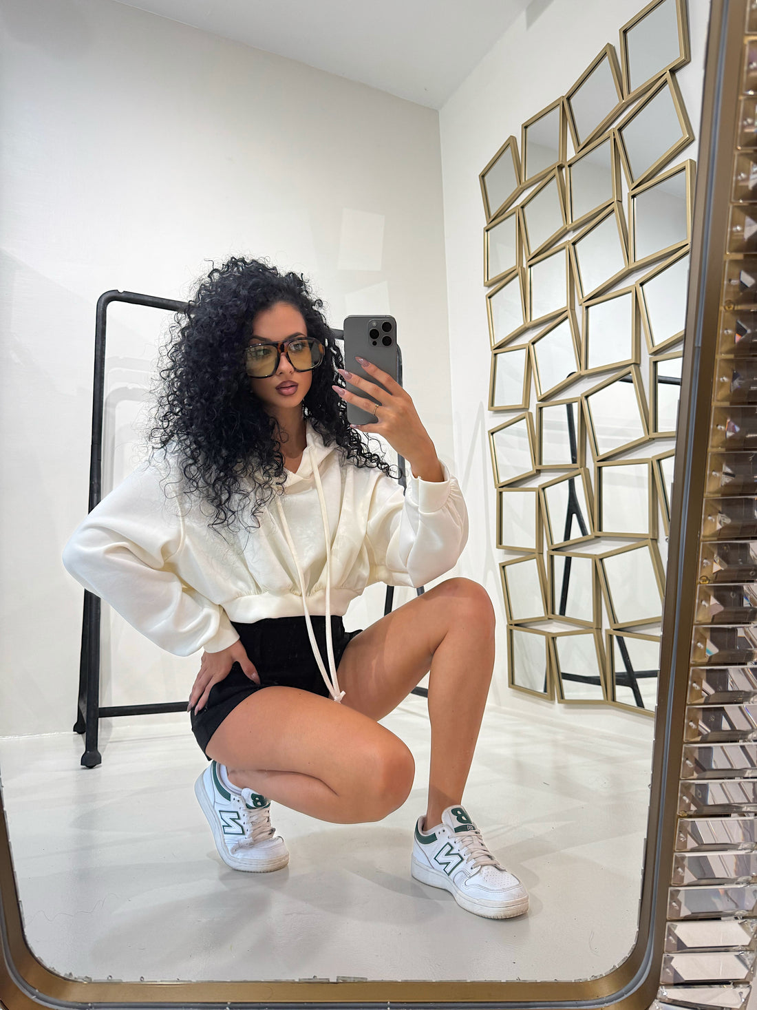 Felpa cropped con cappuccio - R.a. Boutique