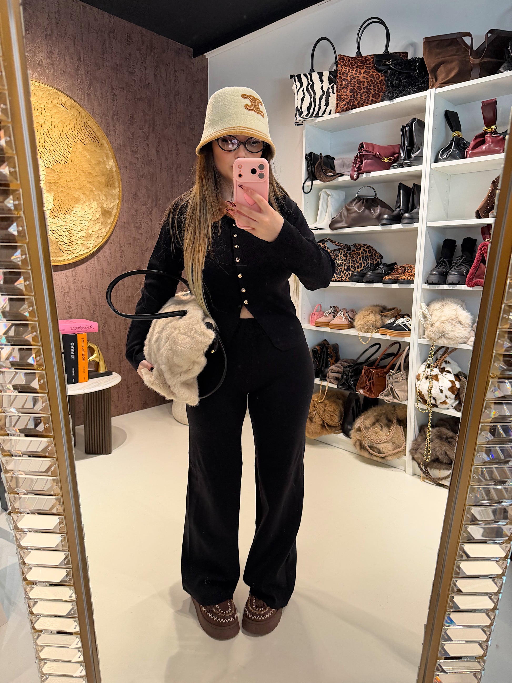 Completo maglia e pantalone con colletto a contrasto - R.a. Boutique