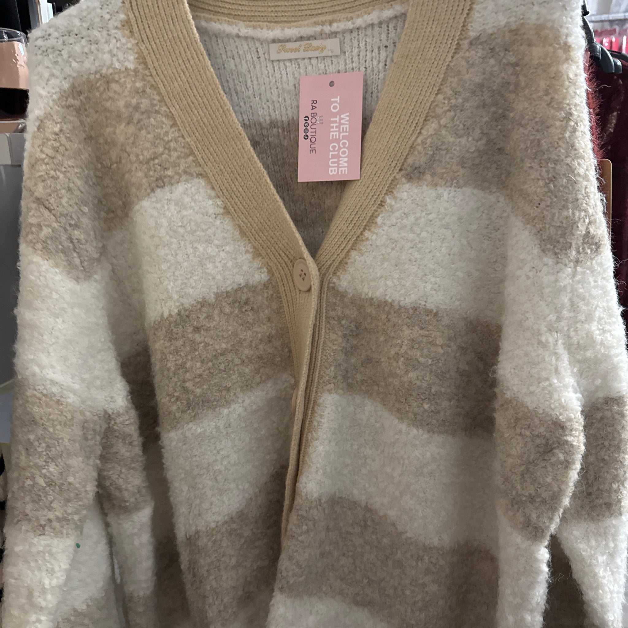 Cardigan a righe beige - R.a. Boutique