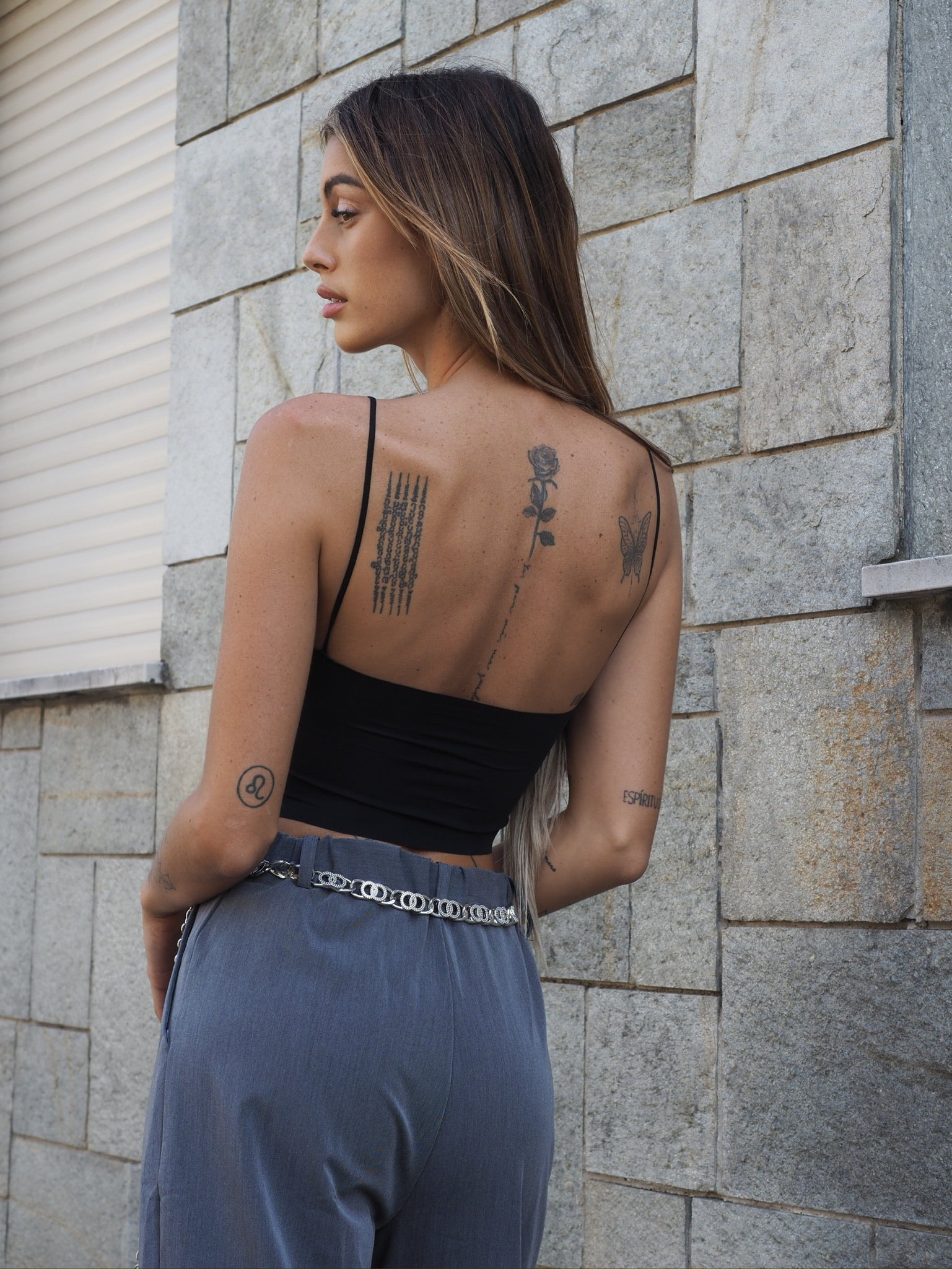 Top basic nero - R.a. Boutique 