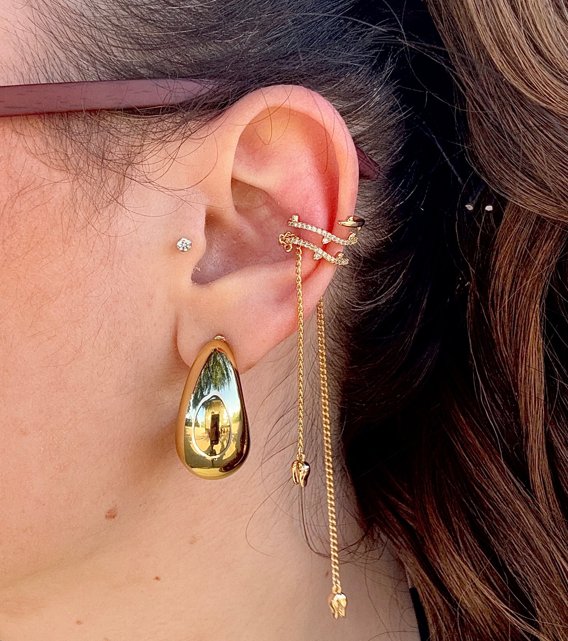 Ear cuff con pendenti oro - R.a. Boutique