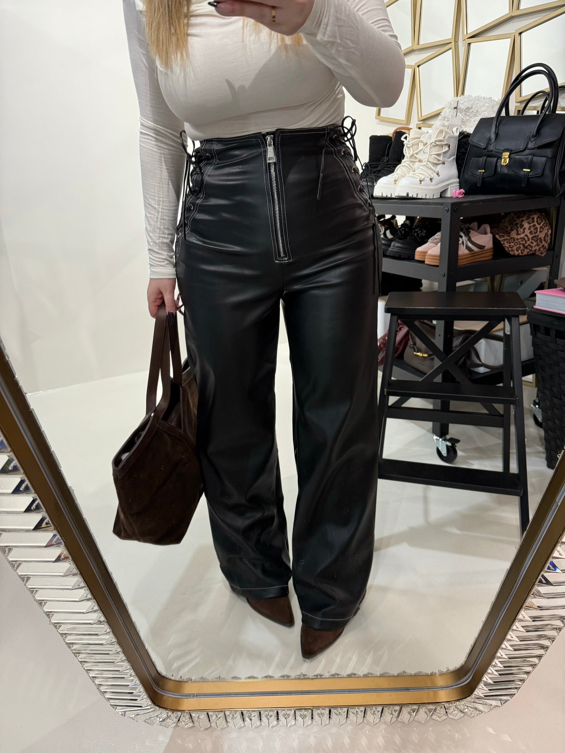 Pantalone in Ecopelle con Lacci Laterali - R.a. Boutique