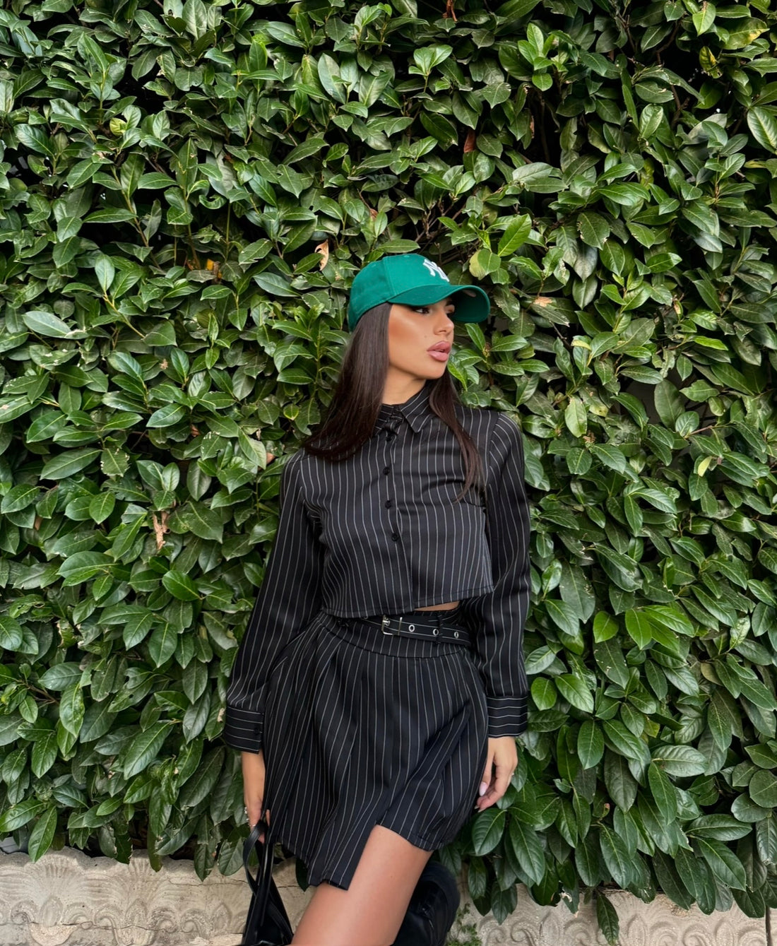 Completo camicia e gonna gessato nero - R.a. Boutique 