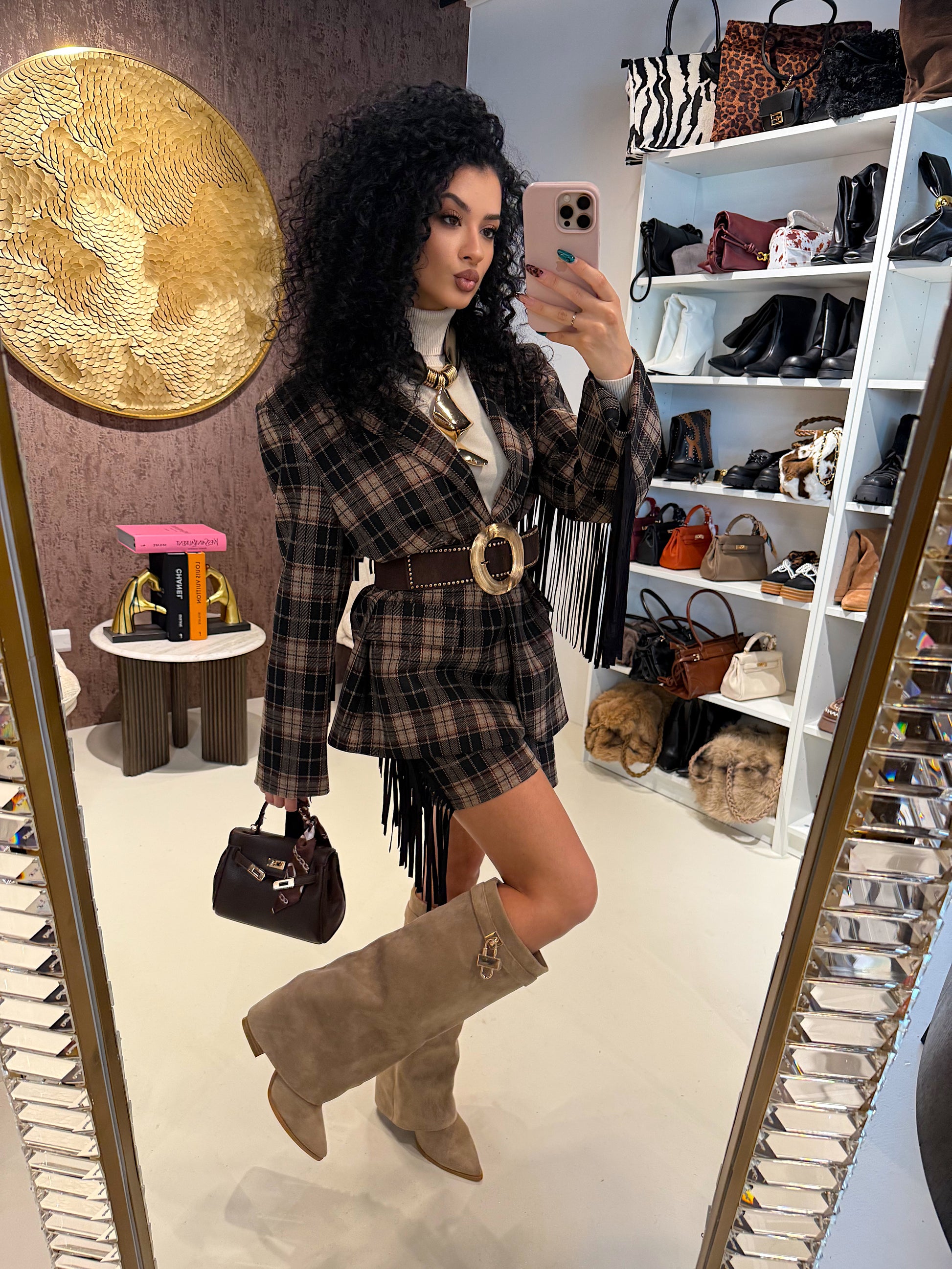 Completo in tweed short e giacca con frange laterali - R.a. Boutique