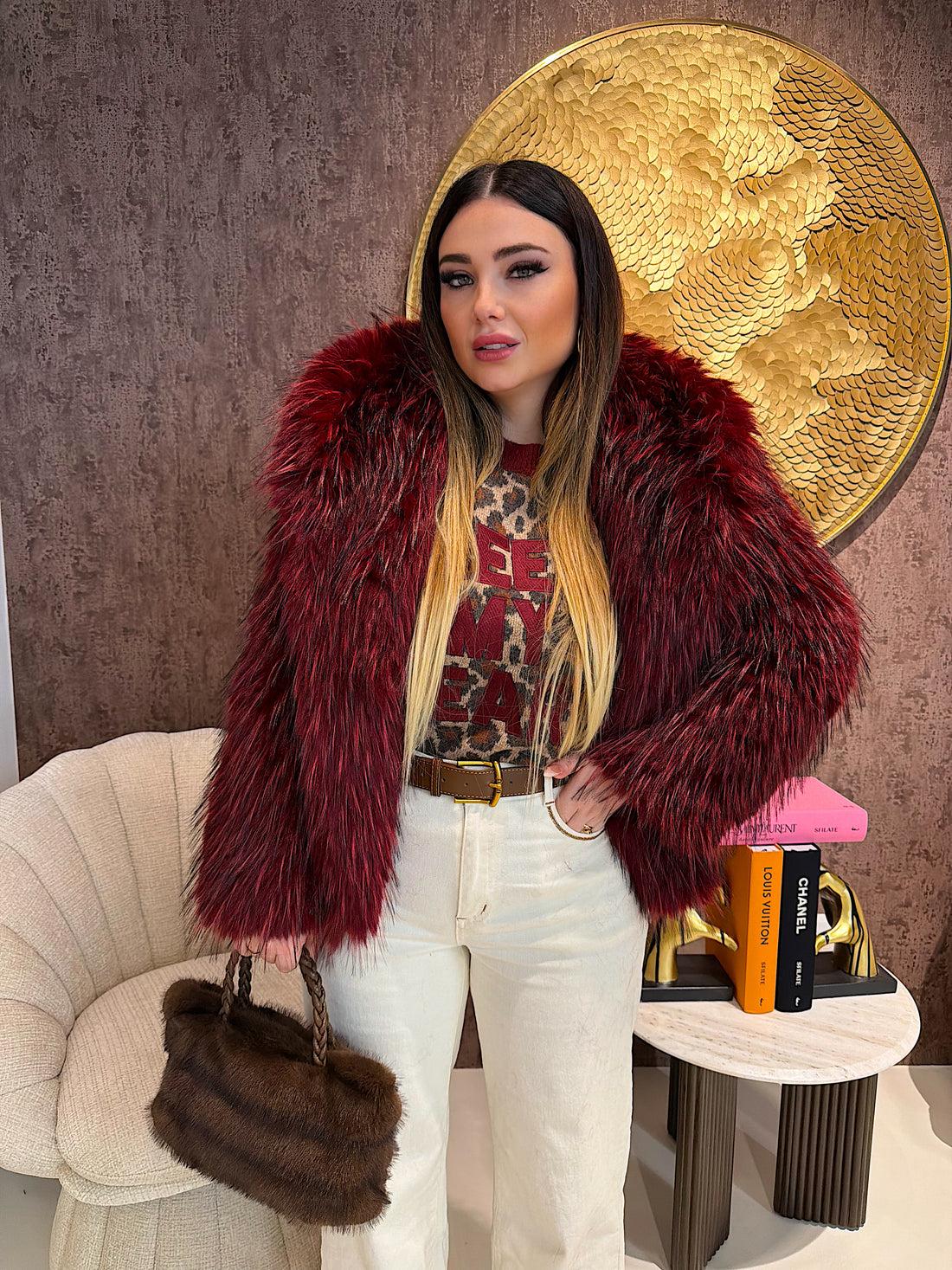 Giacca in Eco-Pelliccia con cappuccio over - R.a. Boutique