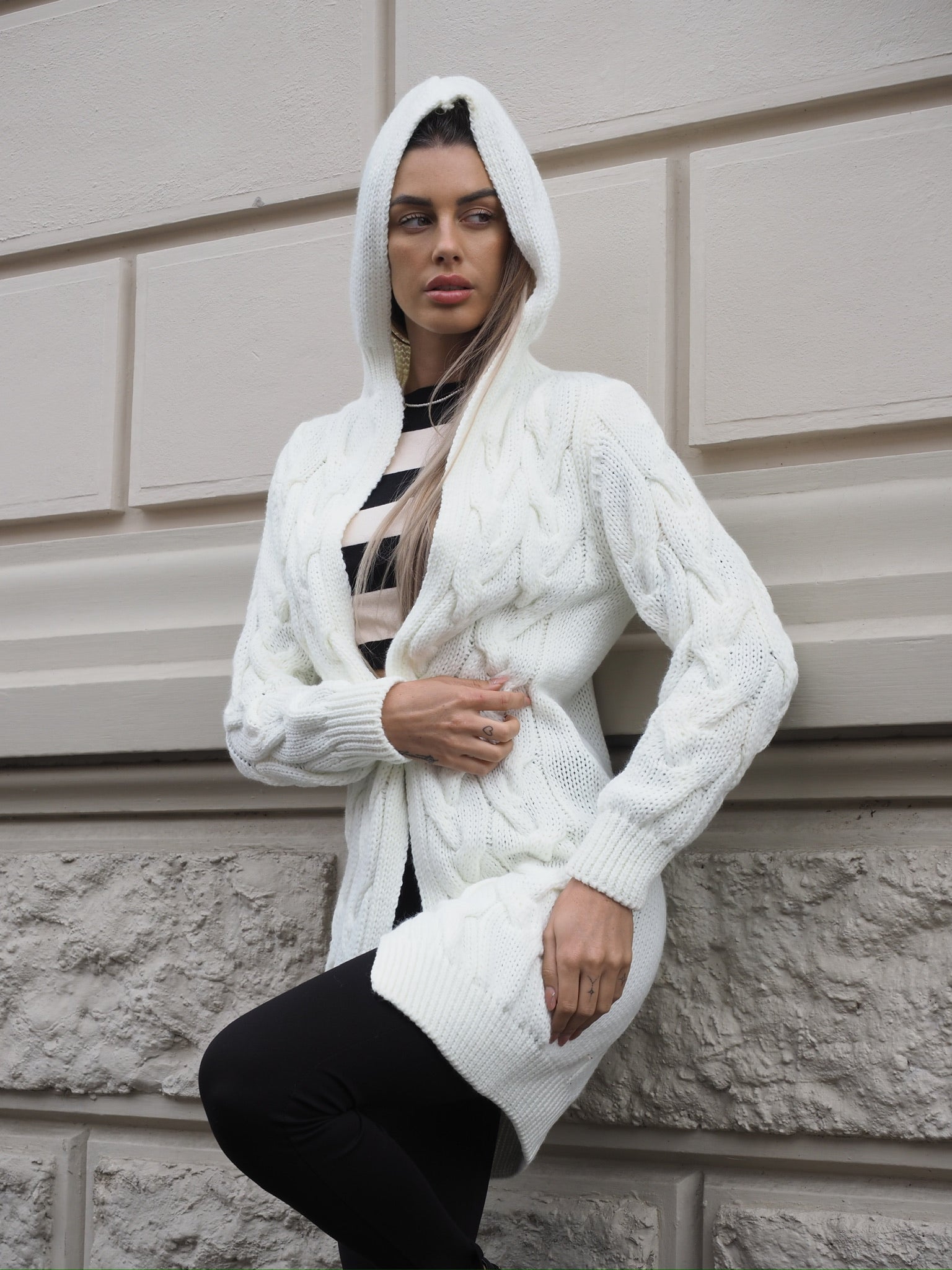 Cardigan bianco a trecce - R.a. Boutique 