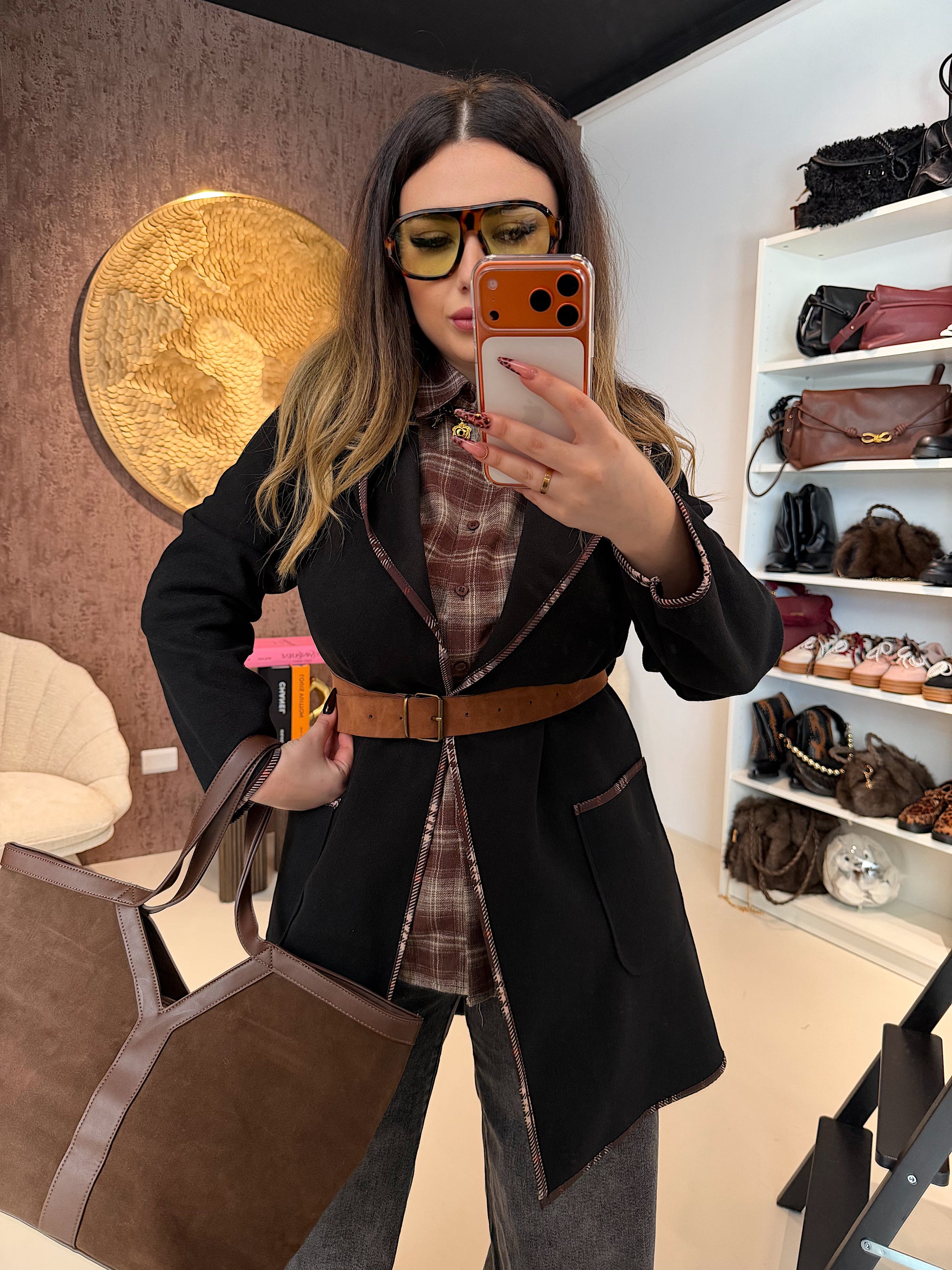 Cappotto Corto con Cintura in Vita e Dettagli - R.a. Boutique