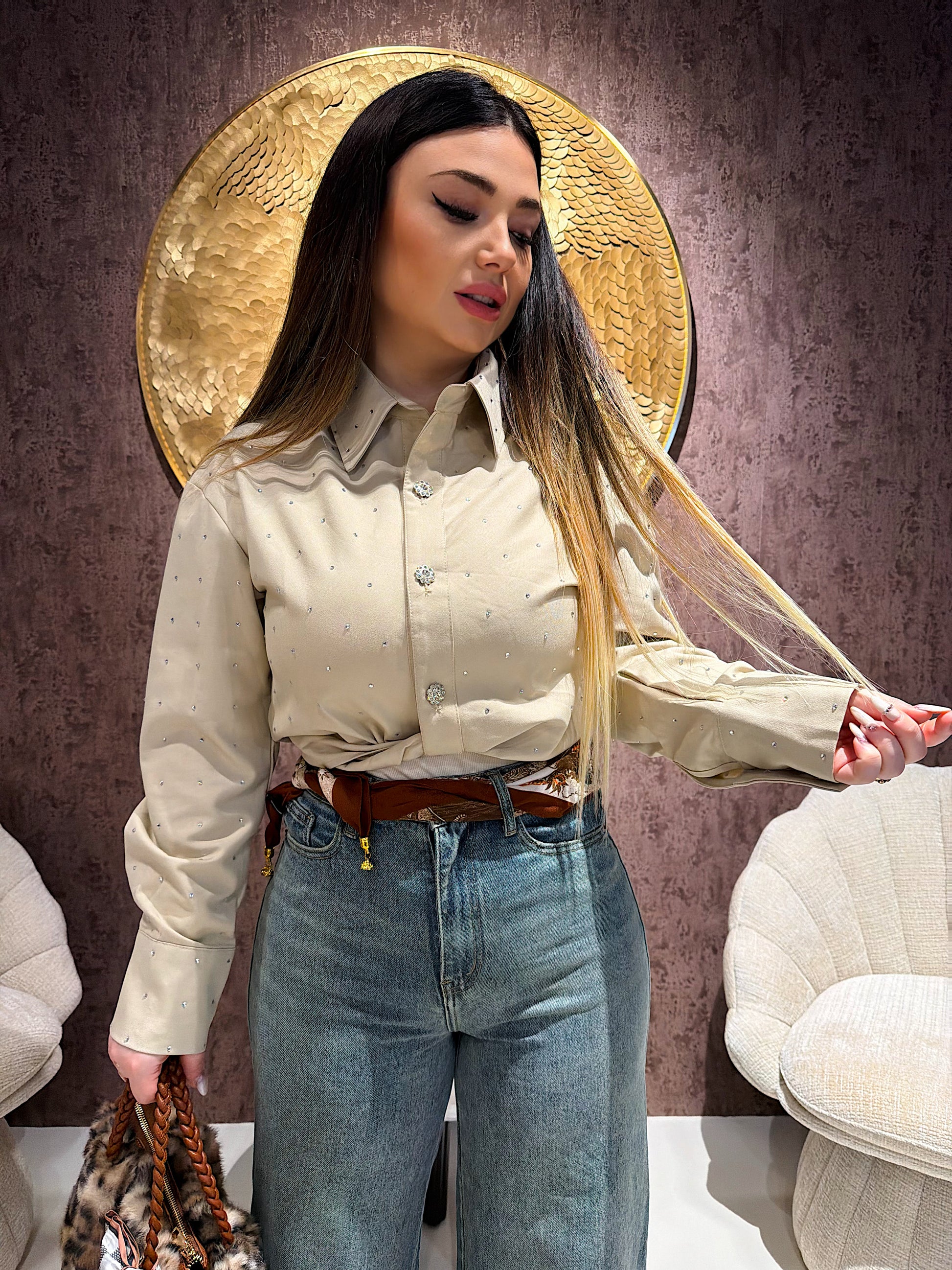 Camicia crop con strass e bottoni gioiello - R.a. Boutique