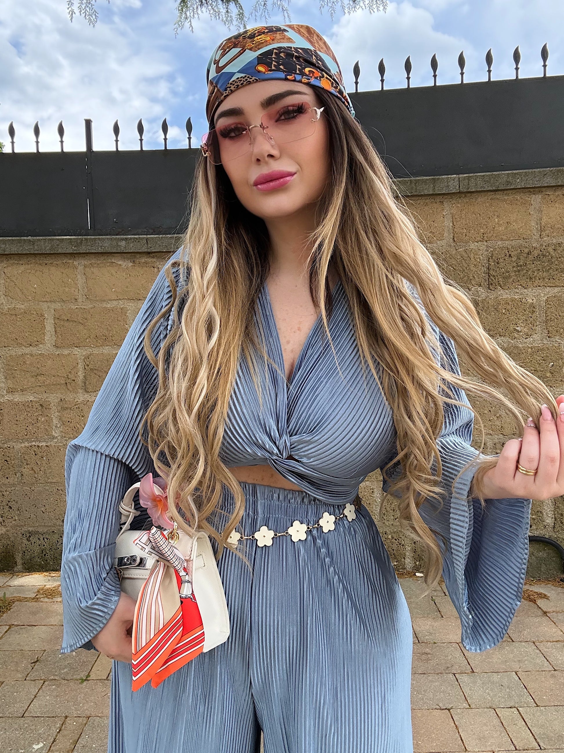 Completo due pezzi con nodo - R.a. Boutique