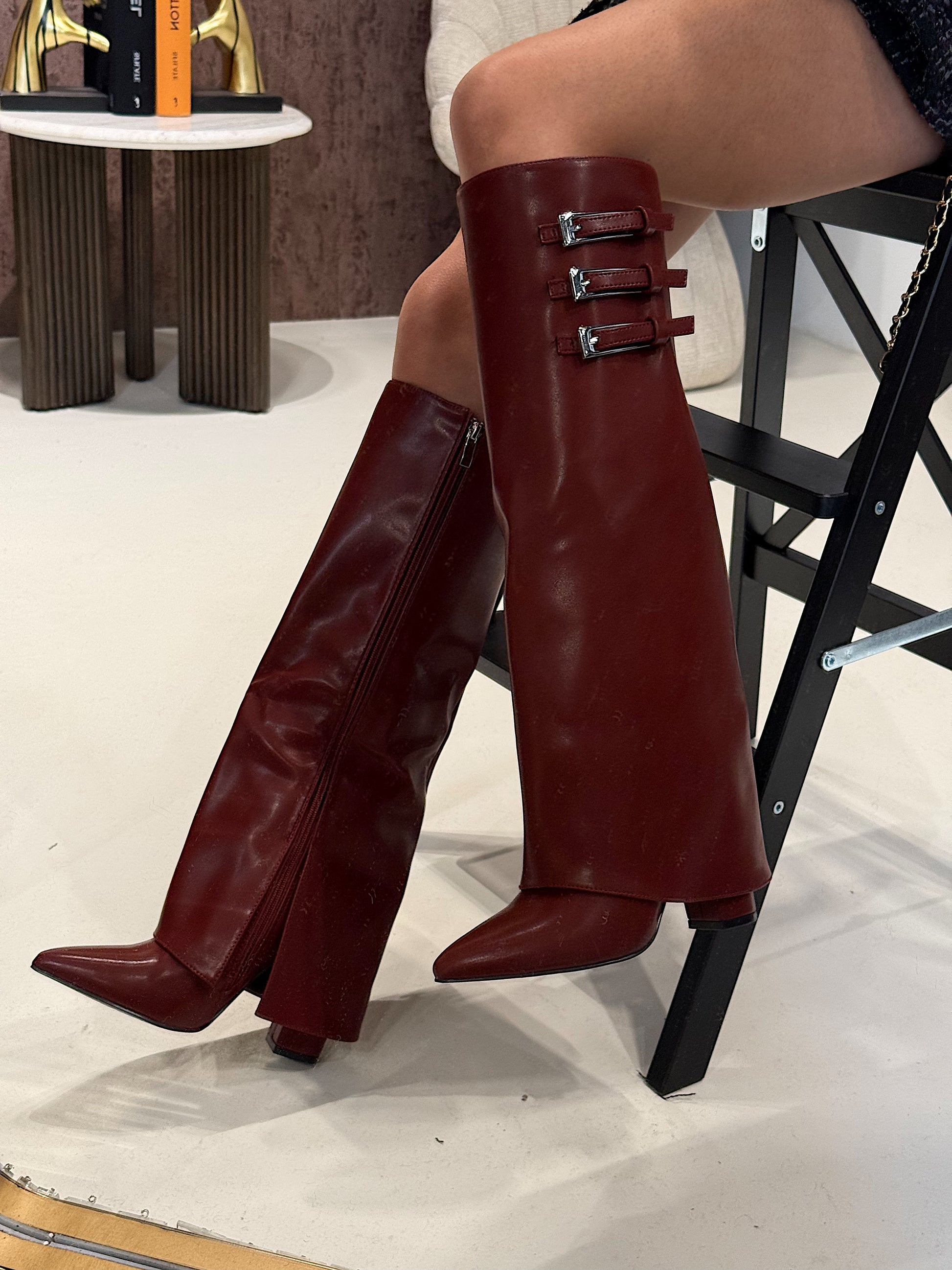 Stivali con fibbie laterali nero e bordeaux Londra - R.a. Boutique