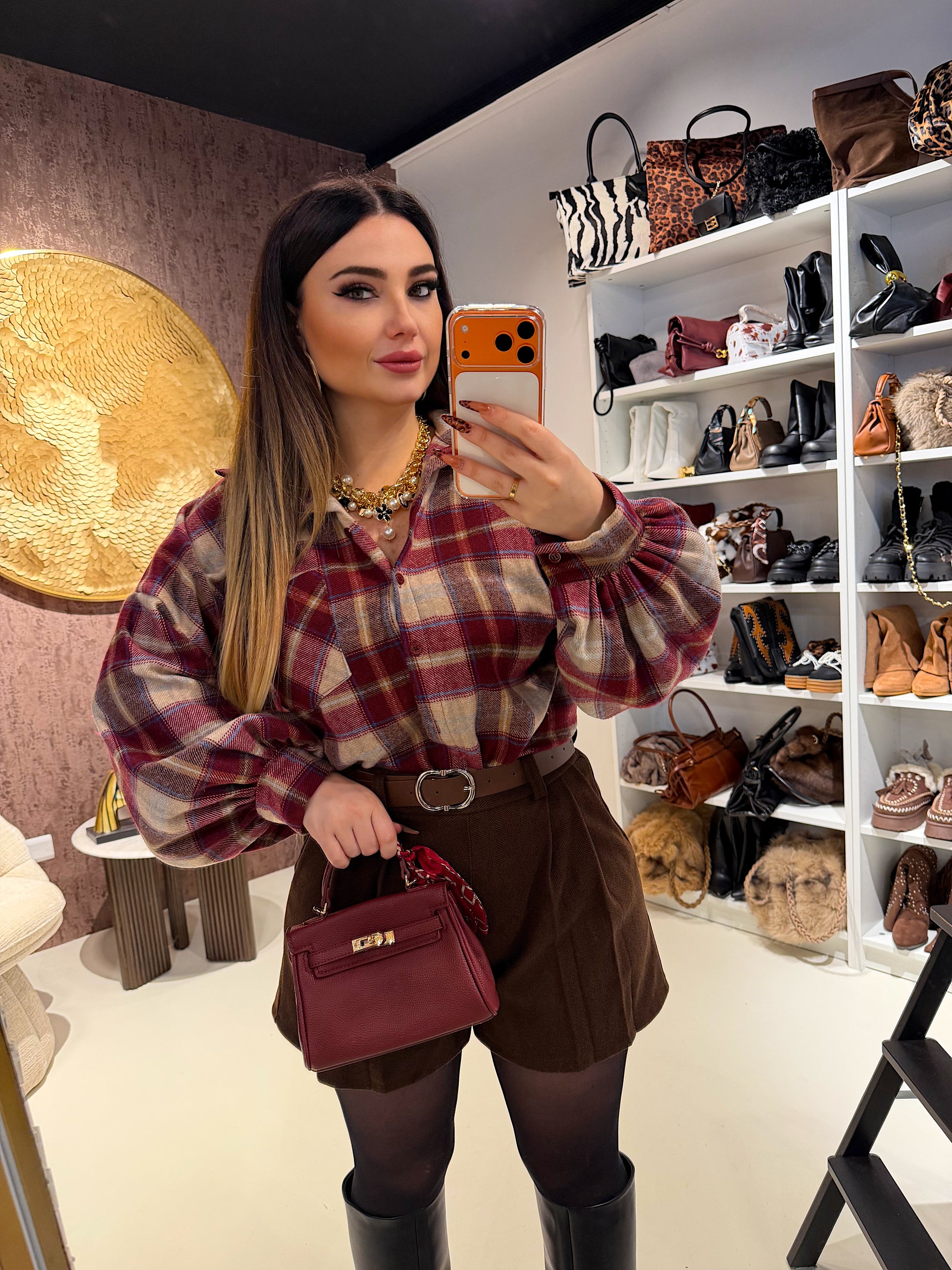 Short choco in panno con cintura - R.a. Boutique