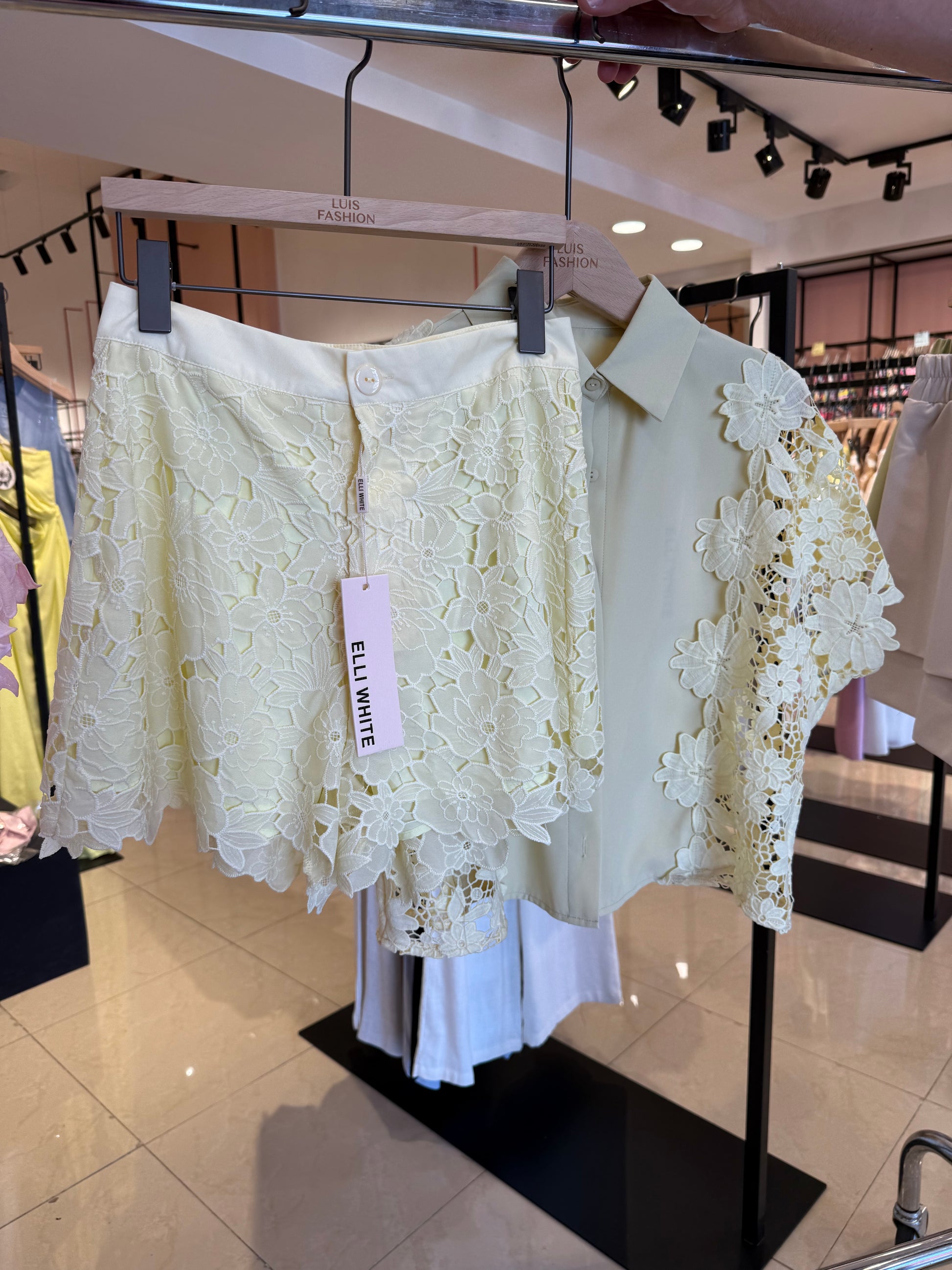 Set camicia e short giallo pastello - R.a. Boutique