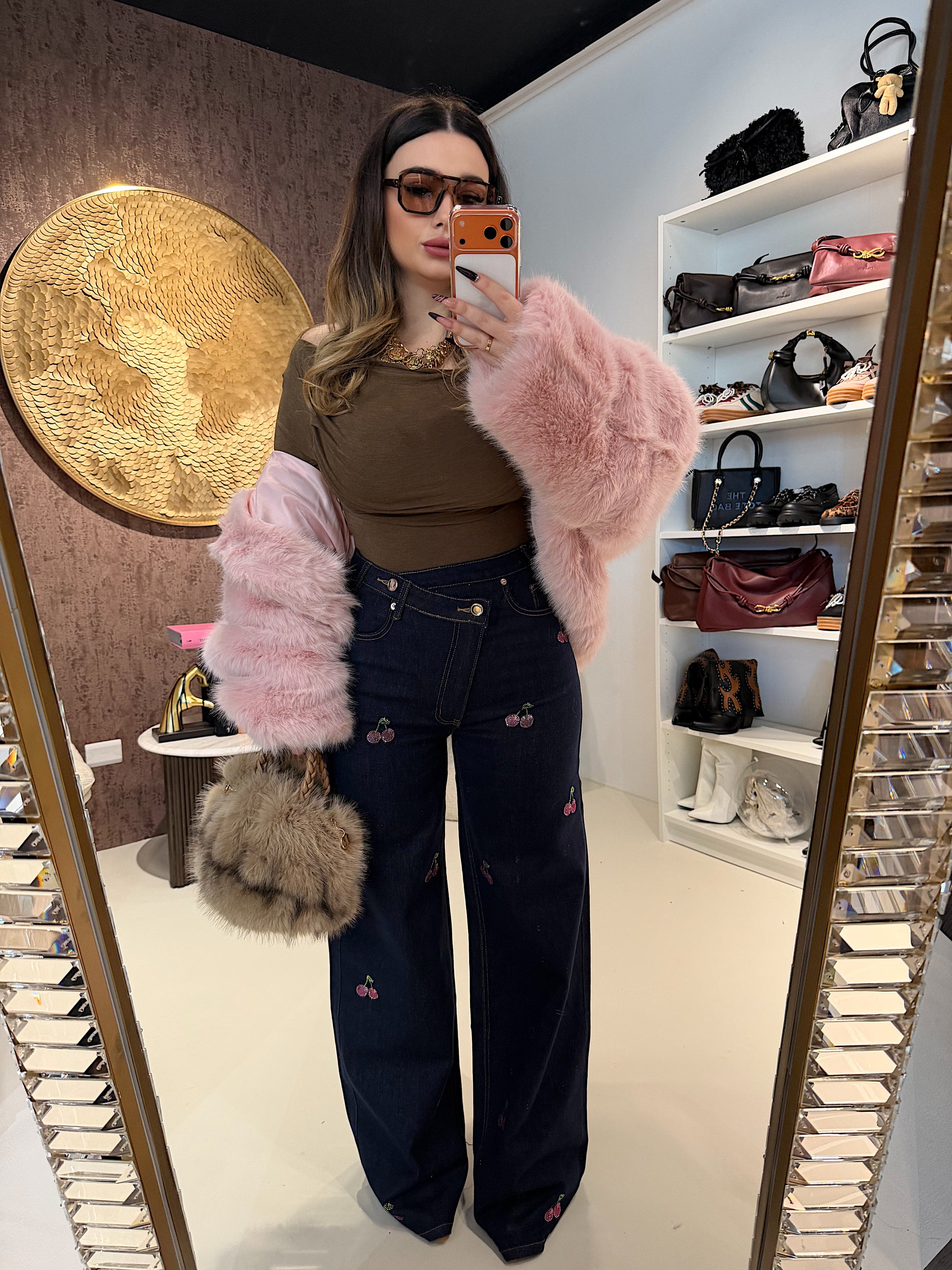 Giacca in Eco-Pelliccia con cappuccio - R.a. Boutique