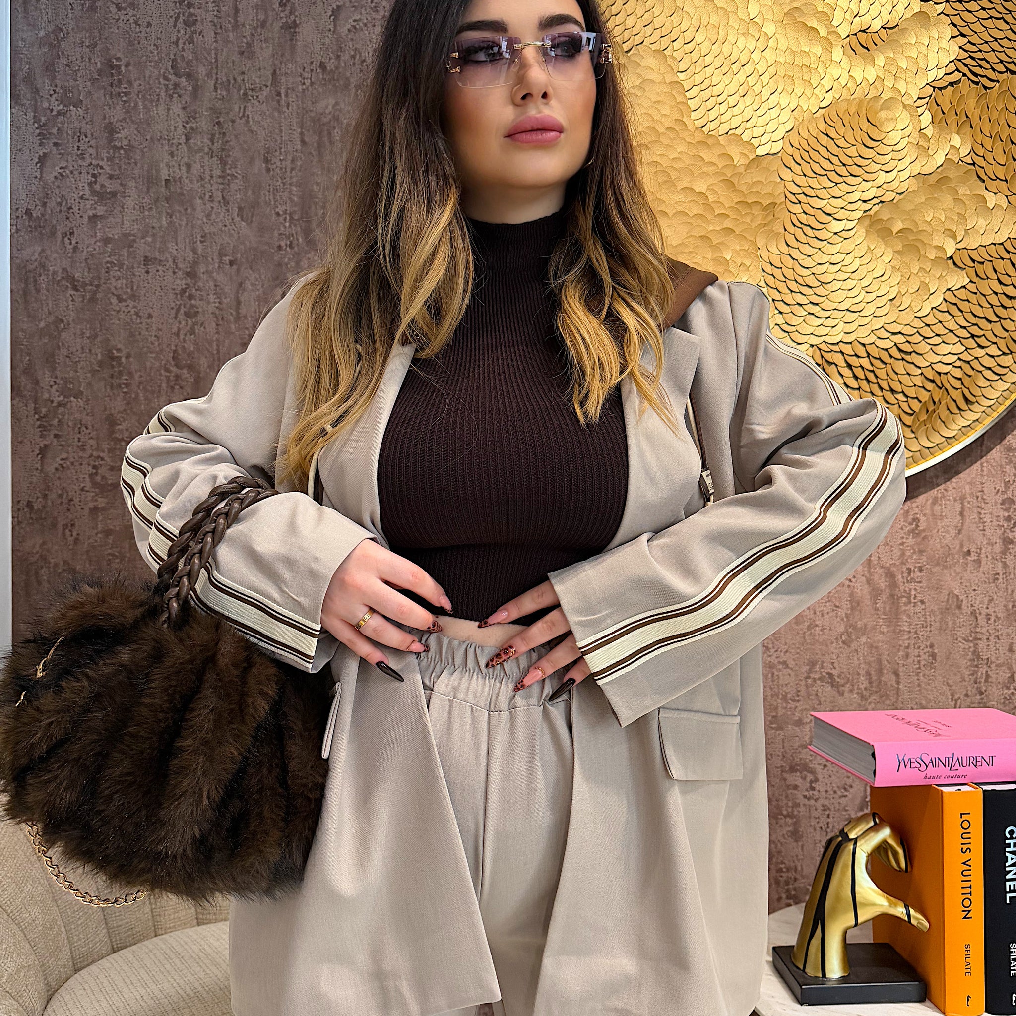 Completo Urban Chic con Cappuccio Marrone - R.a. Boutique