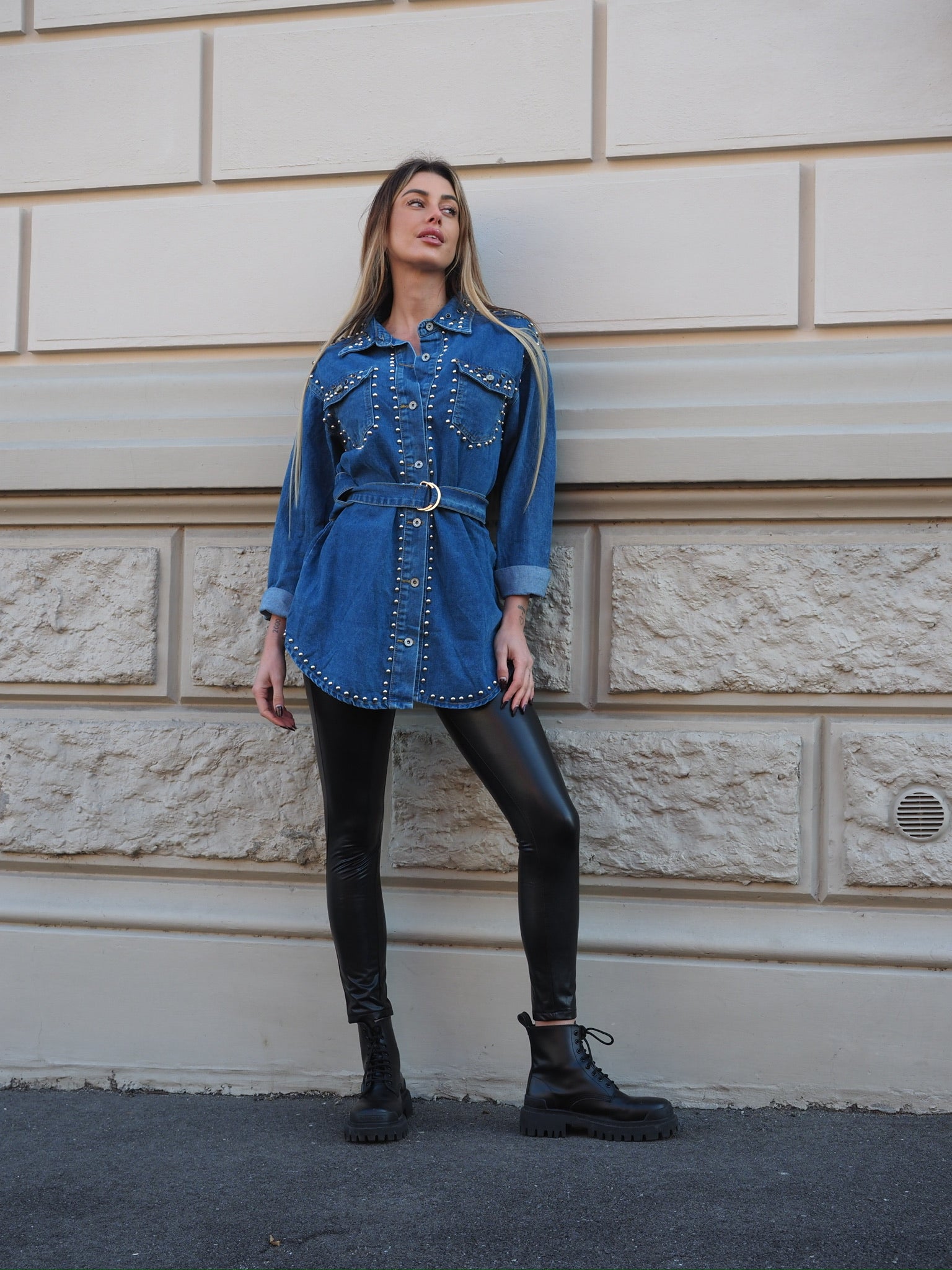 Giaccone di jeans con borchie - R.a. Boutique 