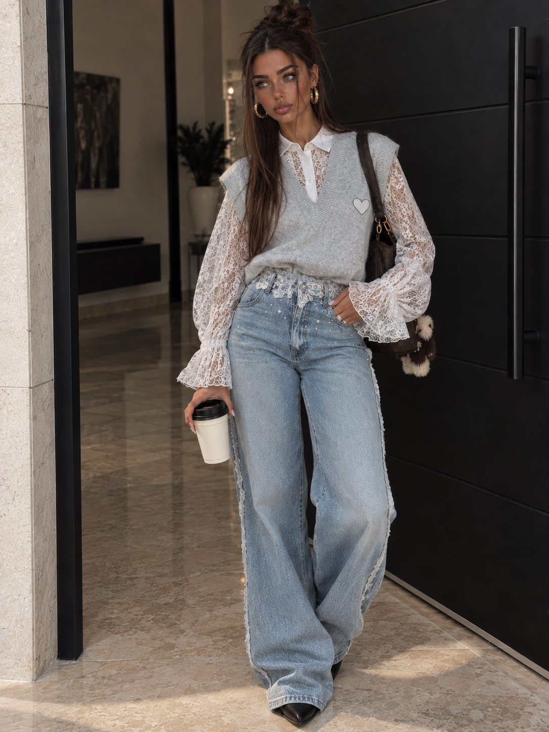 Jeans con pizzo e perle - R.a. Boutique