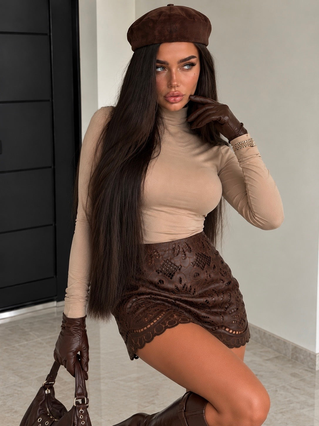 Gonna Chic Ricamata con Orlo Smerlato Marrone - R.a. Boutique