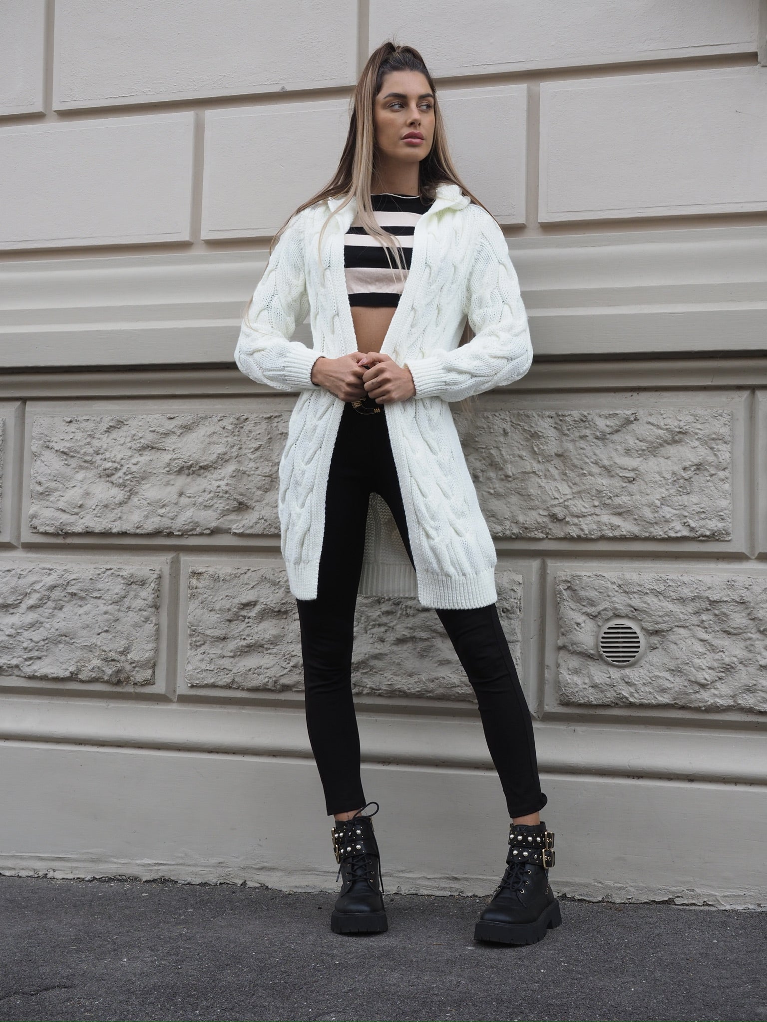 Cardigan bianco a trecce - R.a. Boutique 