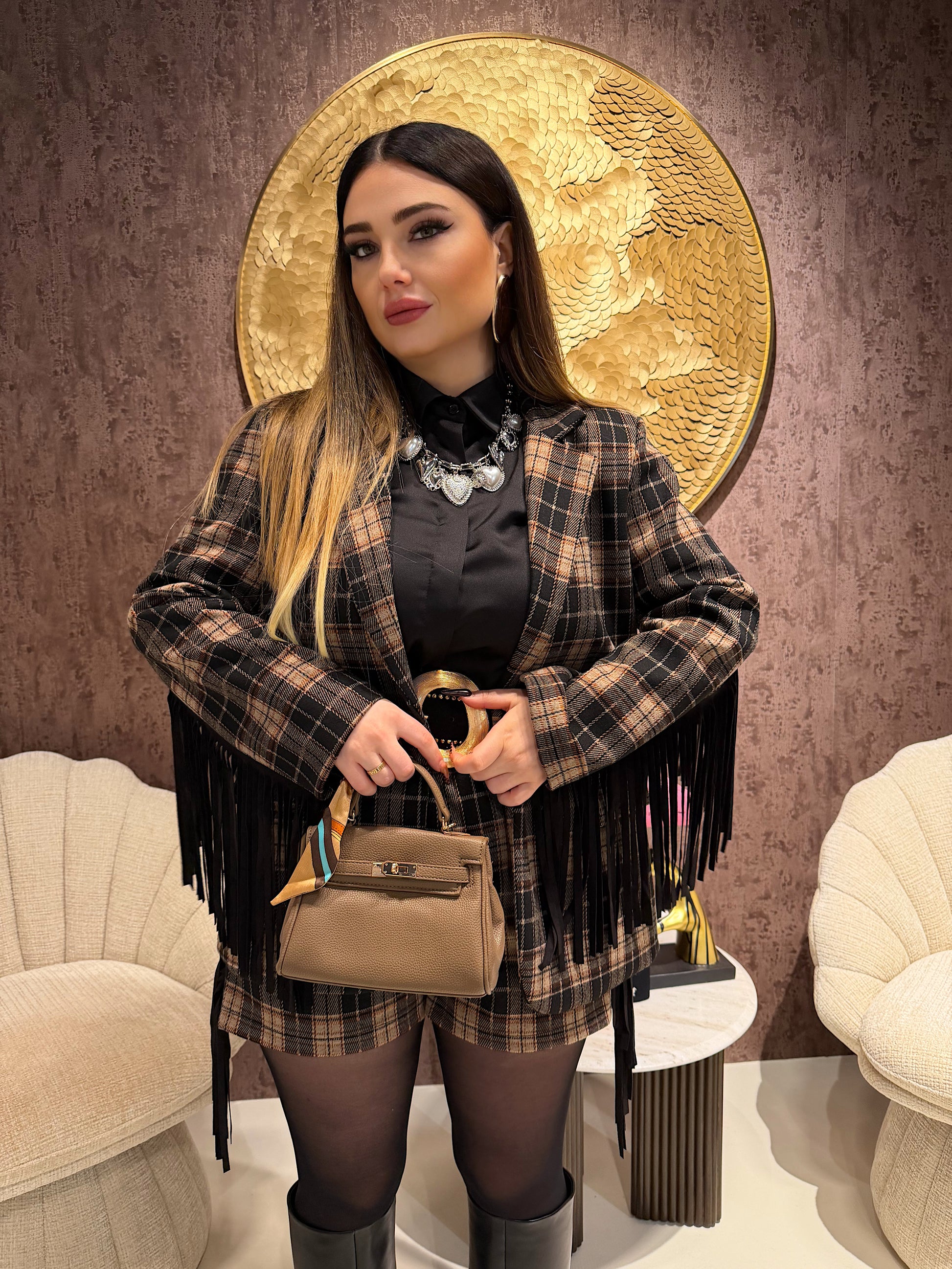 Completo in tweed short e giacca con frange laterali - R.a. Boutique